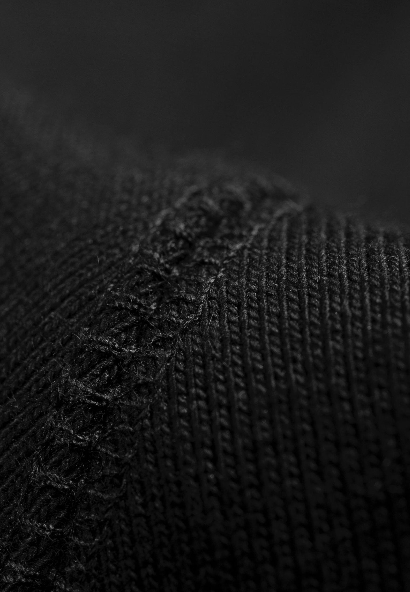 CARHARTT WIP - Hooded Chase Jacket - Black Gold - BACKYARD