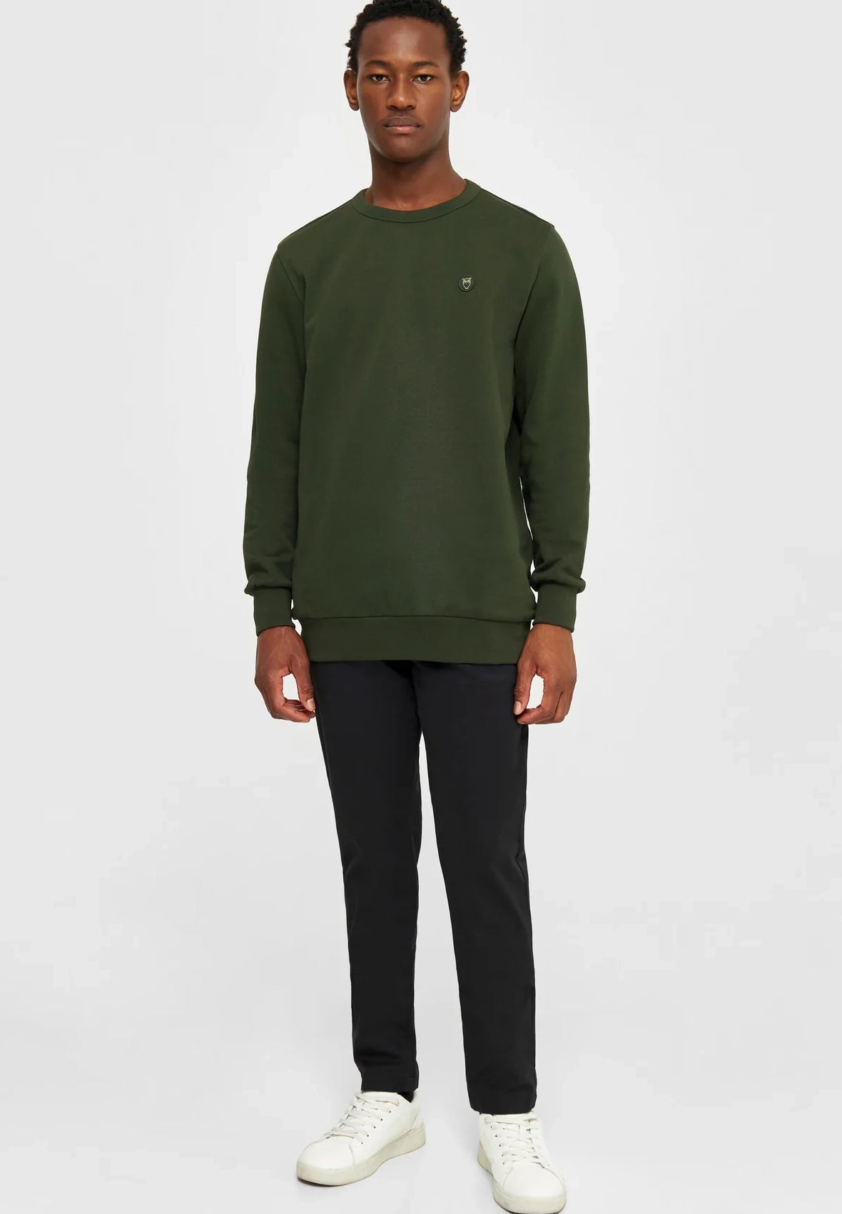 KNOWLEDGE COTTON - Luca Slim Twill Chino Pants - Black Jet - BACKYARD