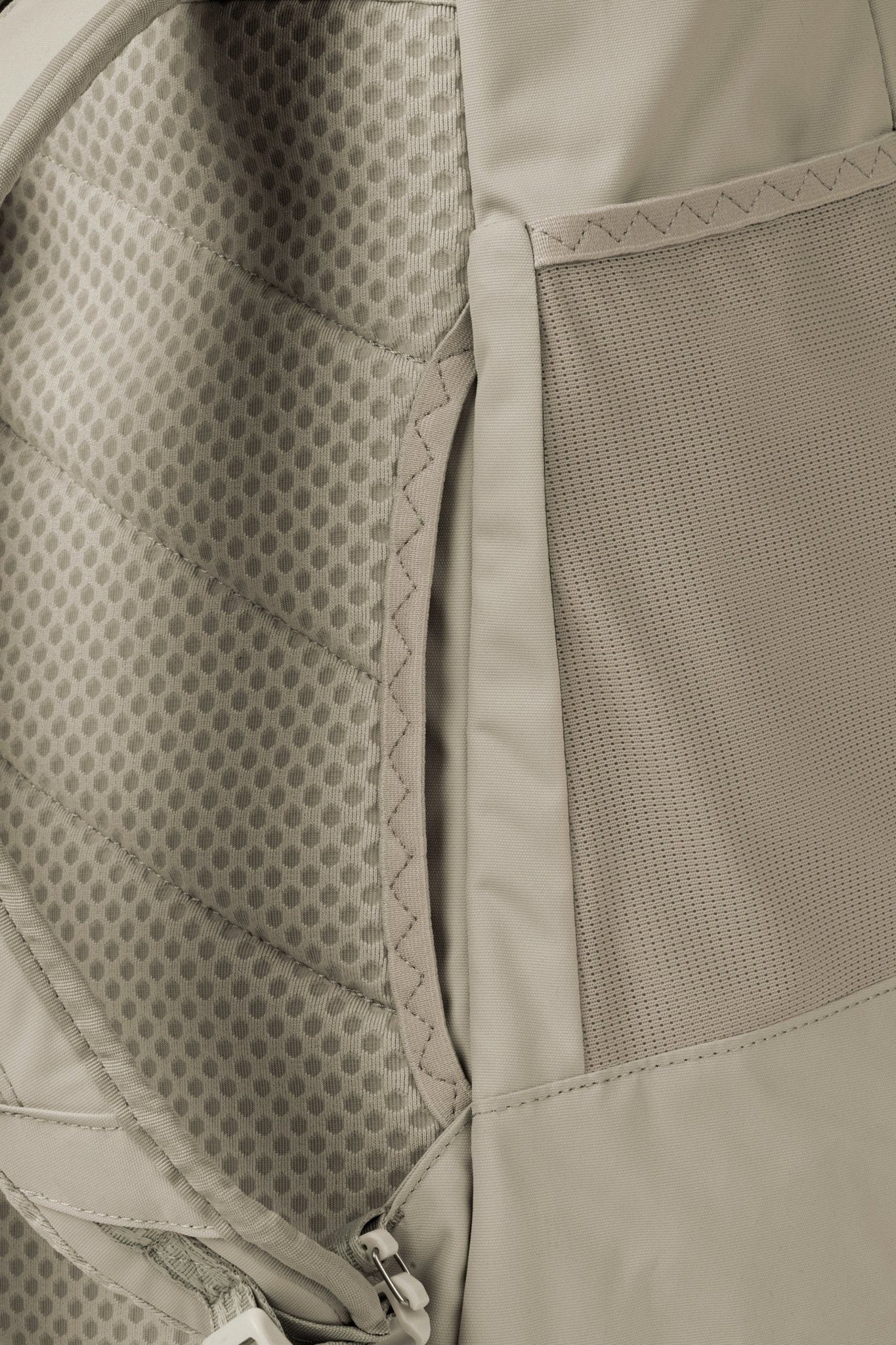 PINQPONQ - Blok Medium - Reed Olive - BACKYARD