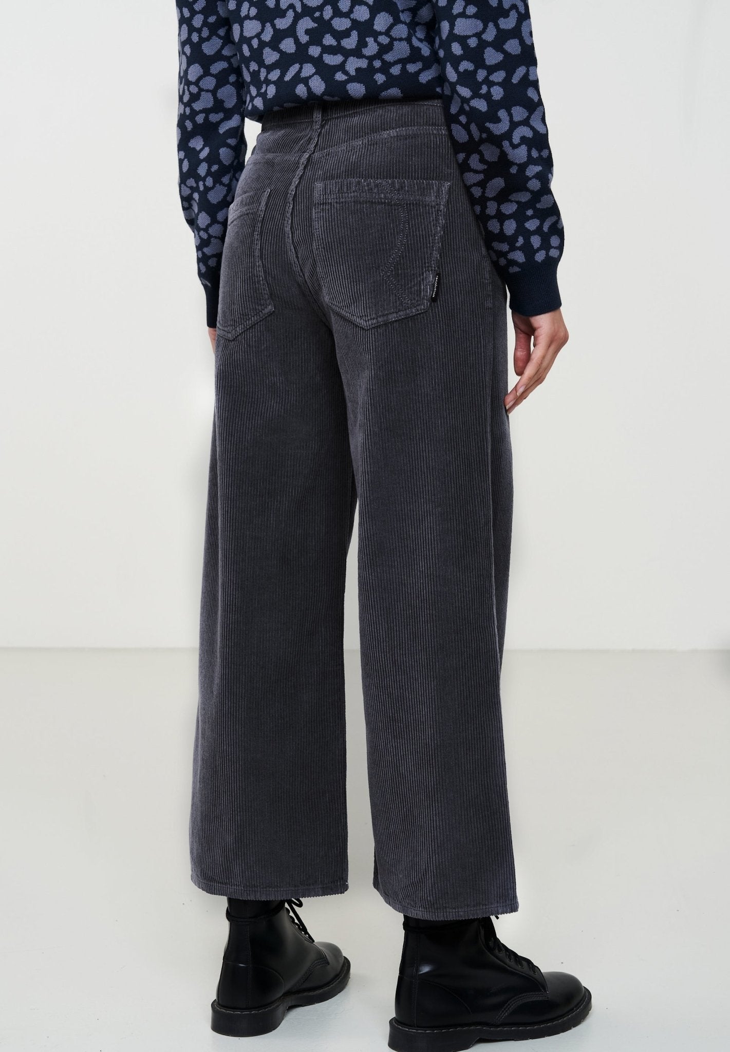 RECOLUTION - Erica Corduroy - Denim Blue - BACKYARD