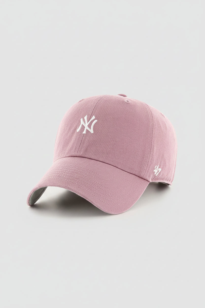 New York Yankees Base Runner '47 Clean Up