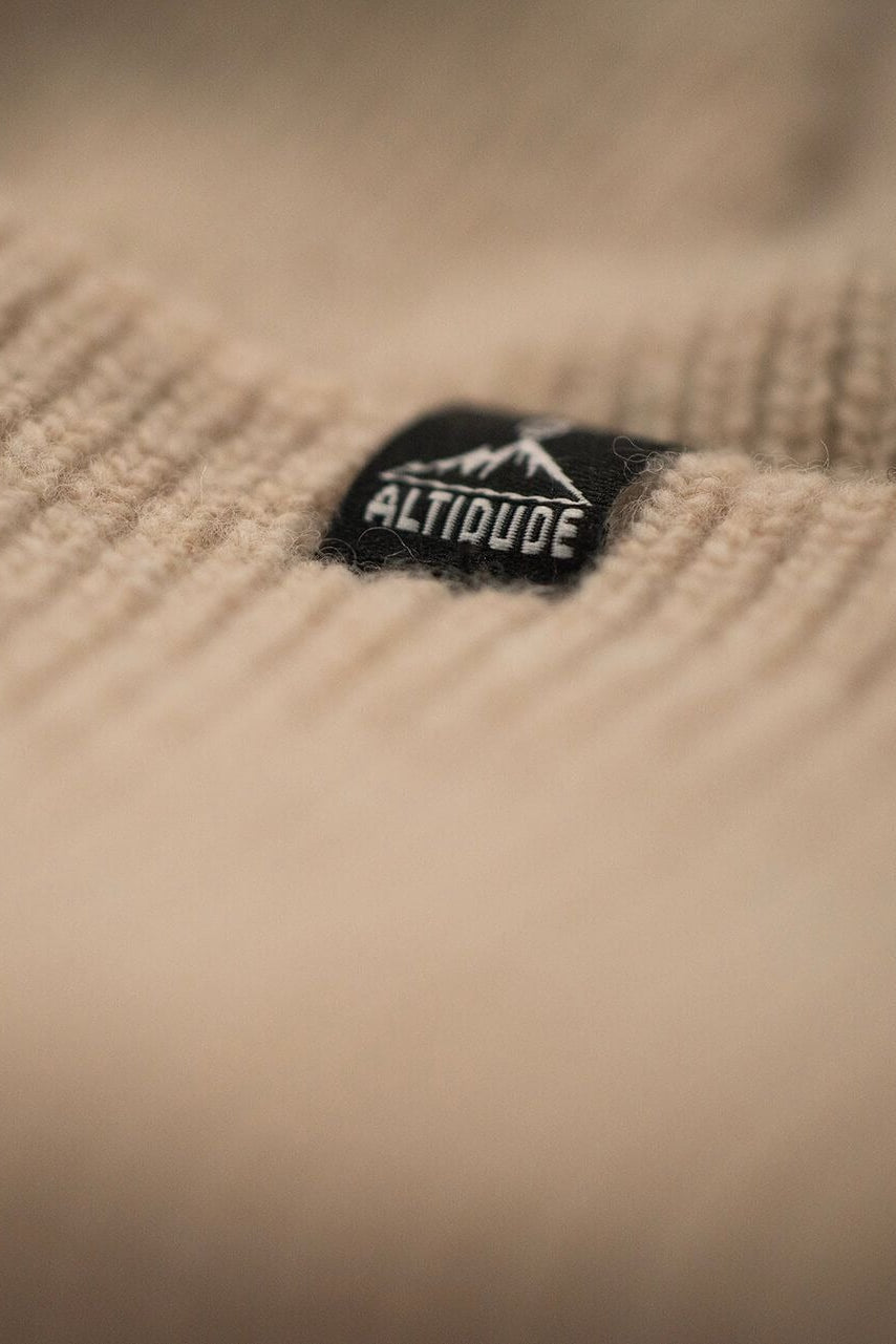ALTIDUDE-Hermit-Beige-BACKYARD