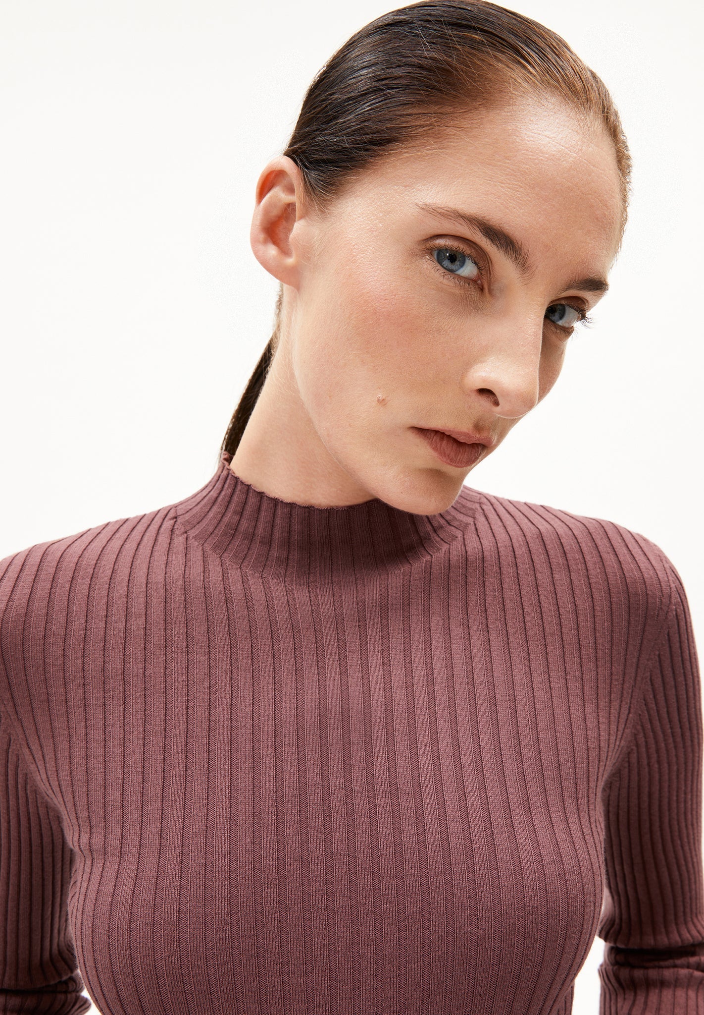 ARMEDANGELS - Alaania - Dark Berry - BACKYARD