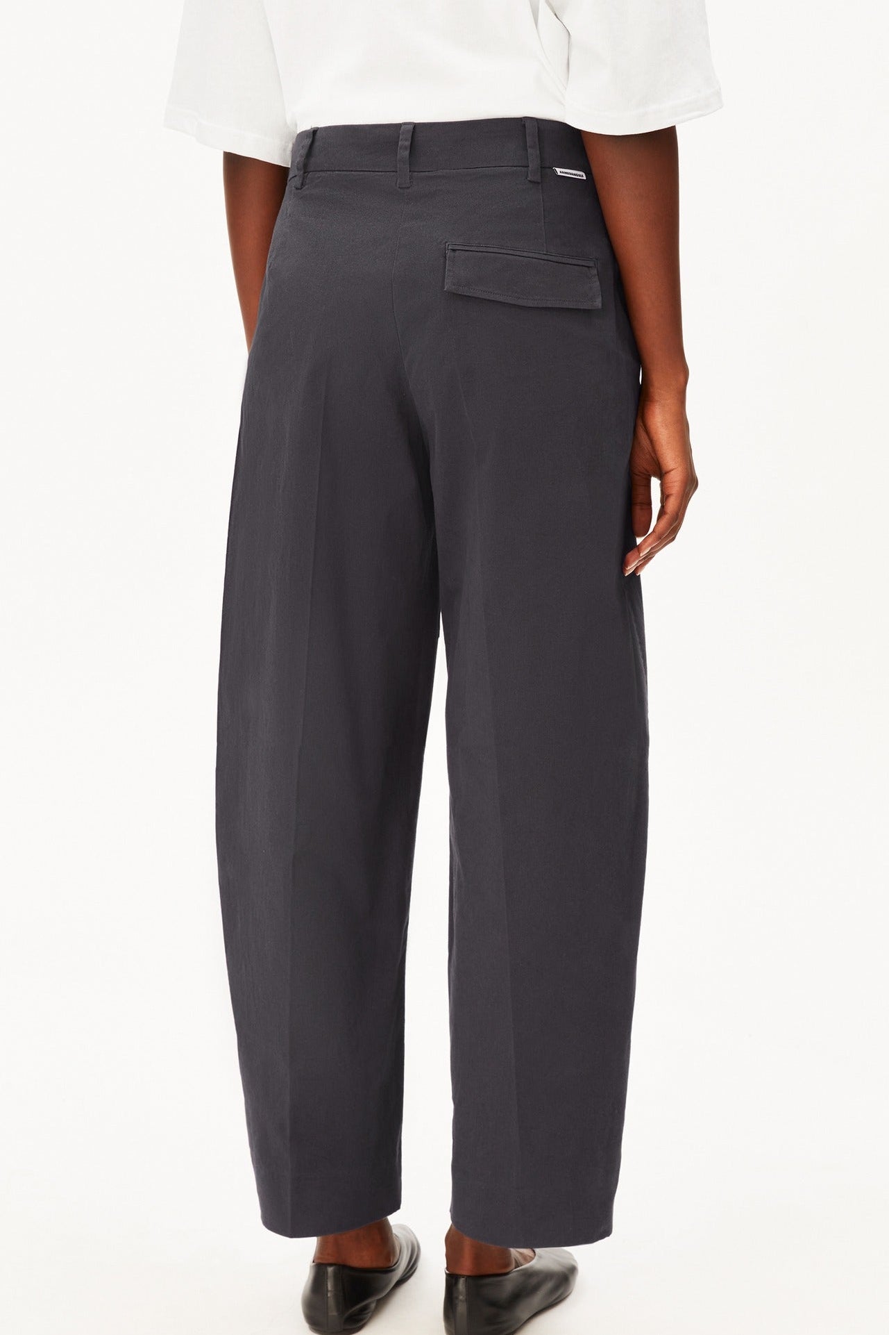 Barrel Leg Twill Pant