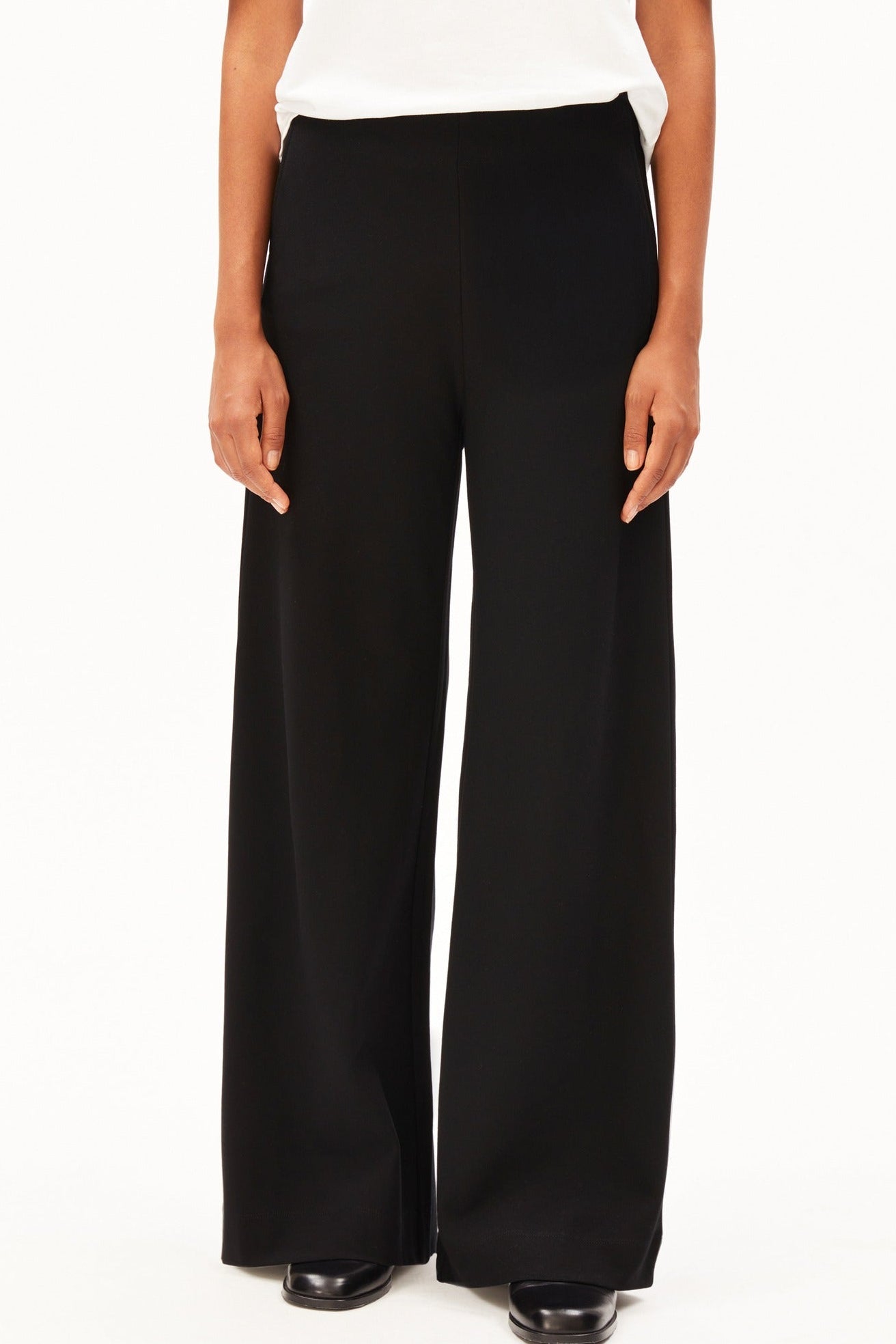 ARMEDANGELS-Basic Jersey Wide Leg Pant-Black-BACKYARD