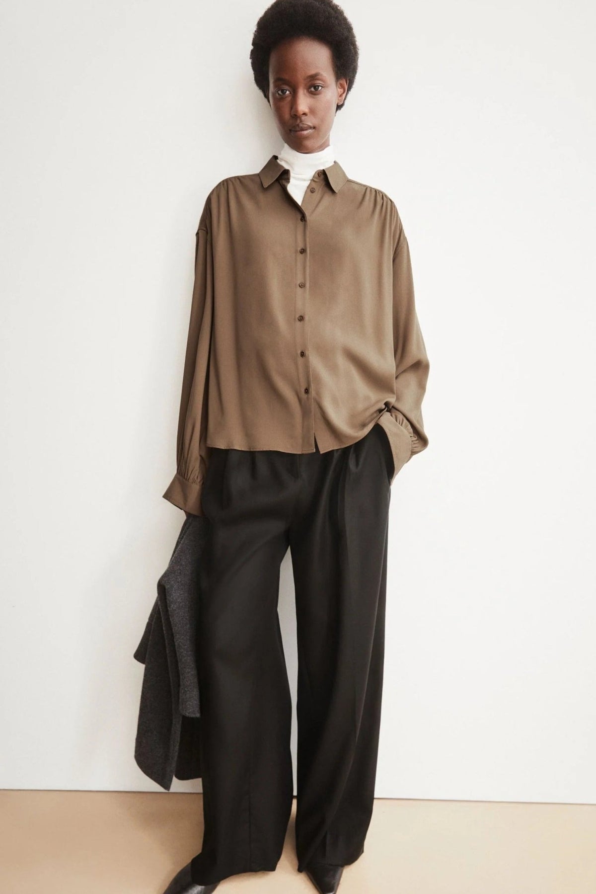 ARMEDANGELS-Efinaraa Ecovero Blouse-Amberwood-BACKYARD