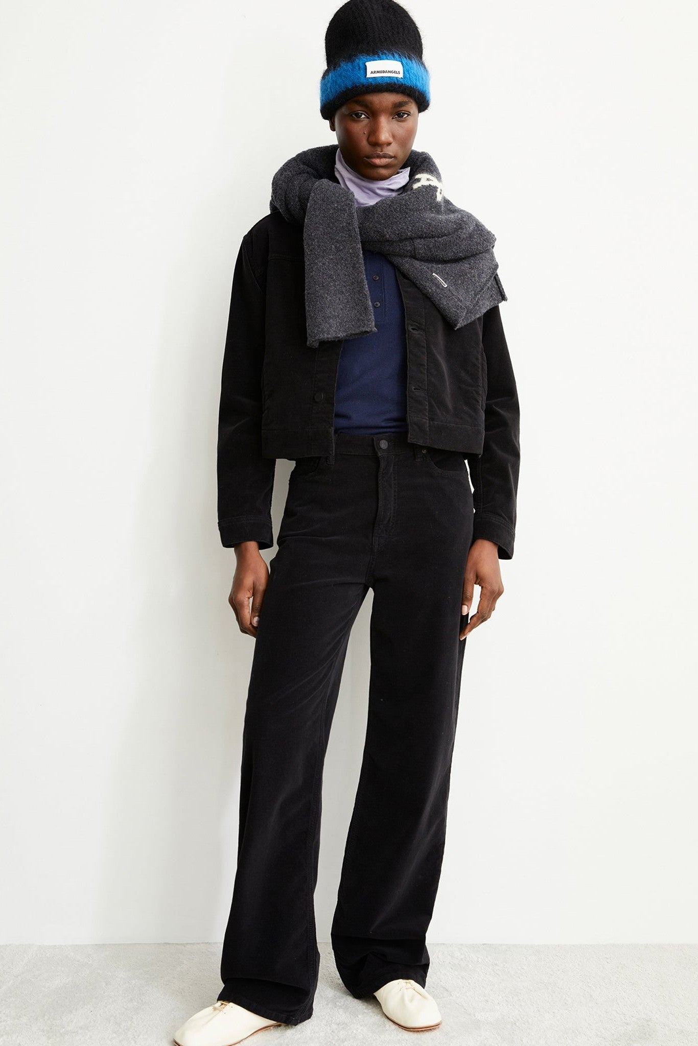 ARMEDANGELS - Enijaa Velvet - Black - BACKYARD