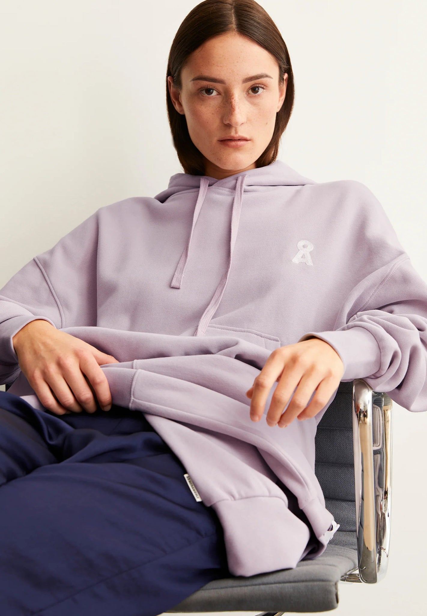 ARMEDANGELS - Iconic Å Francisaraa - Ice Grape - BACKYARD