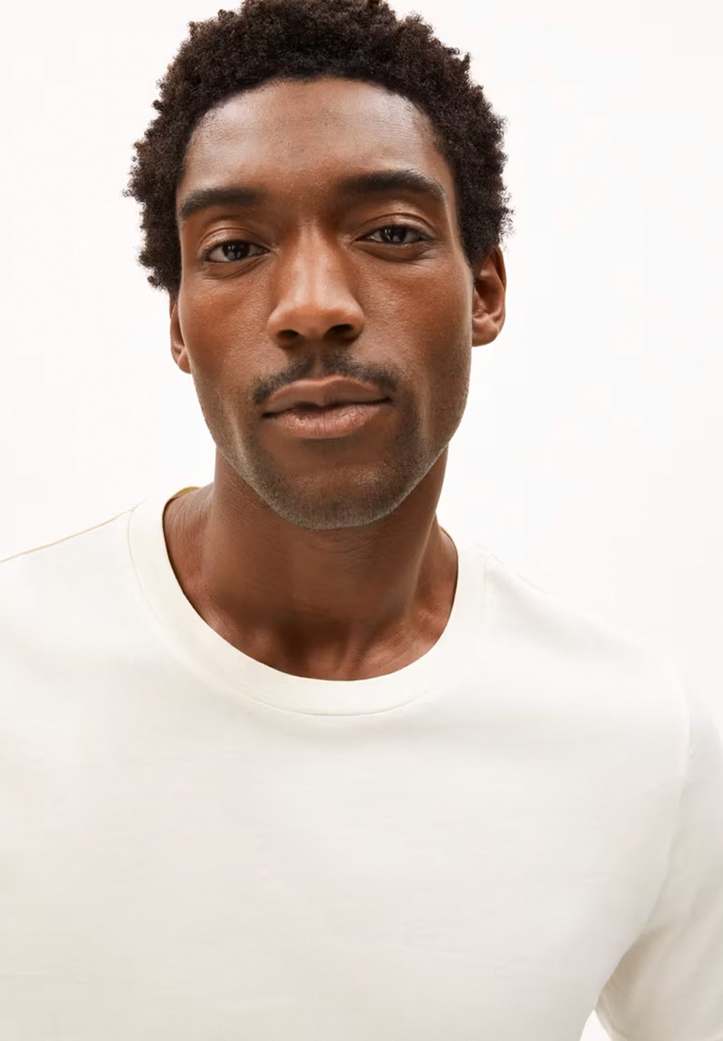 ARMEDANGELS - Jaames - Oatmilk - BACKYARD