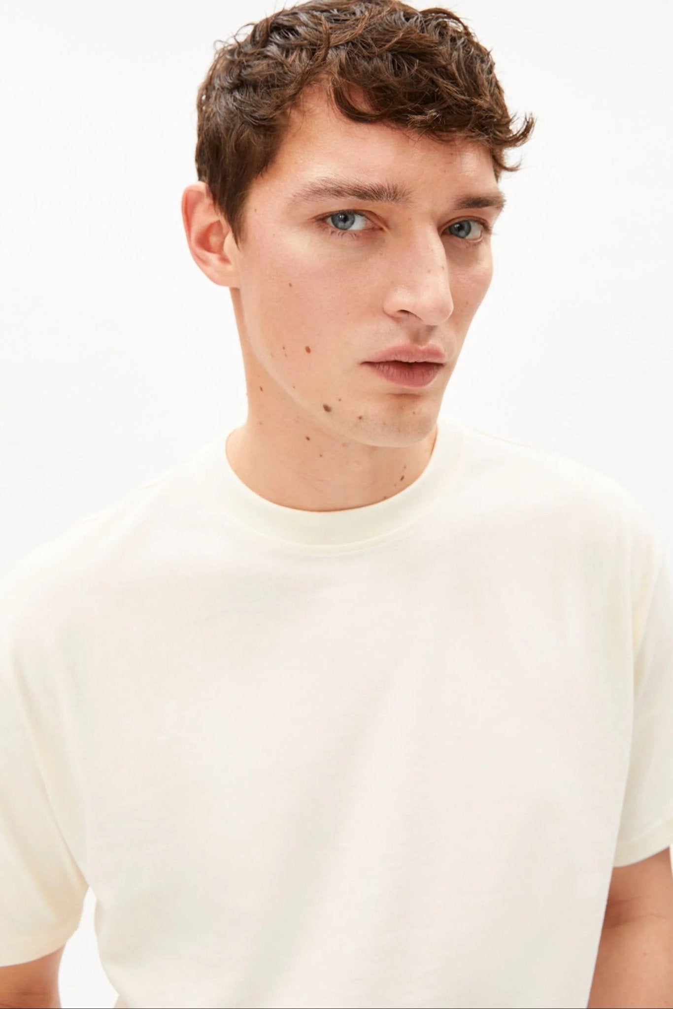 ARMEDANGELS - Maarkos Heavy Weight - Oatmilk - BACKYARD