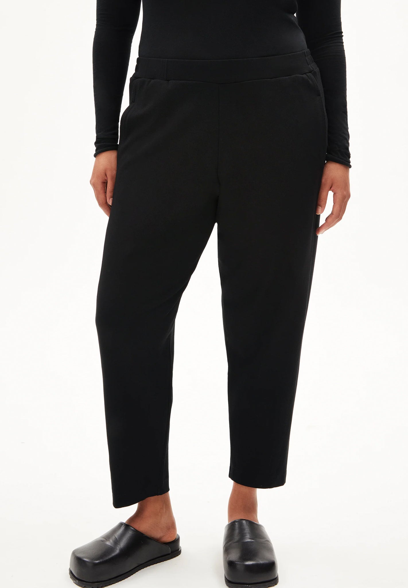 ARMEDANGELS - Magdaalena - Black - BACKYARD