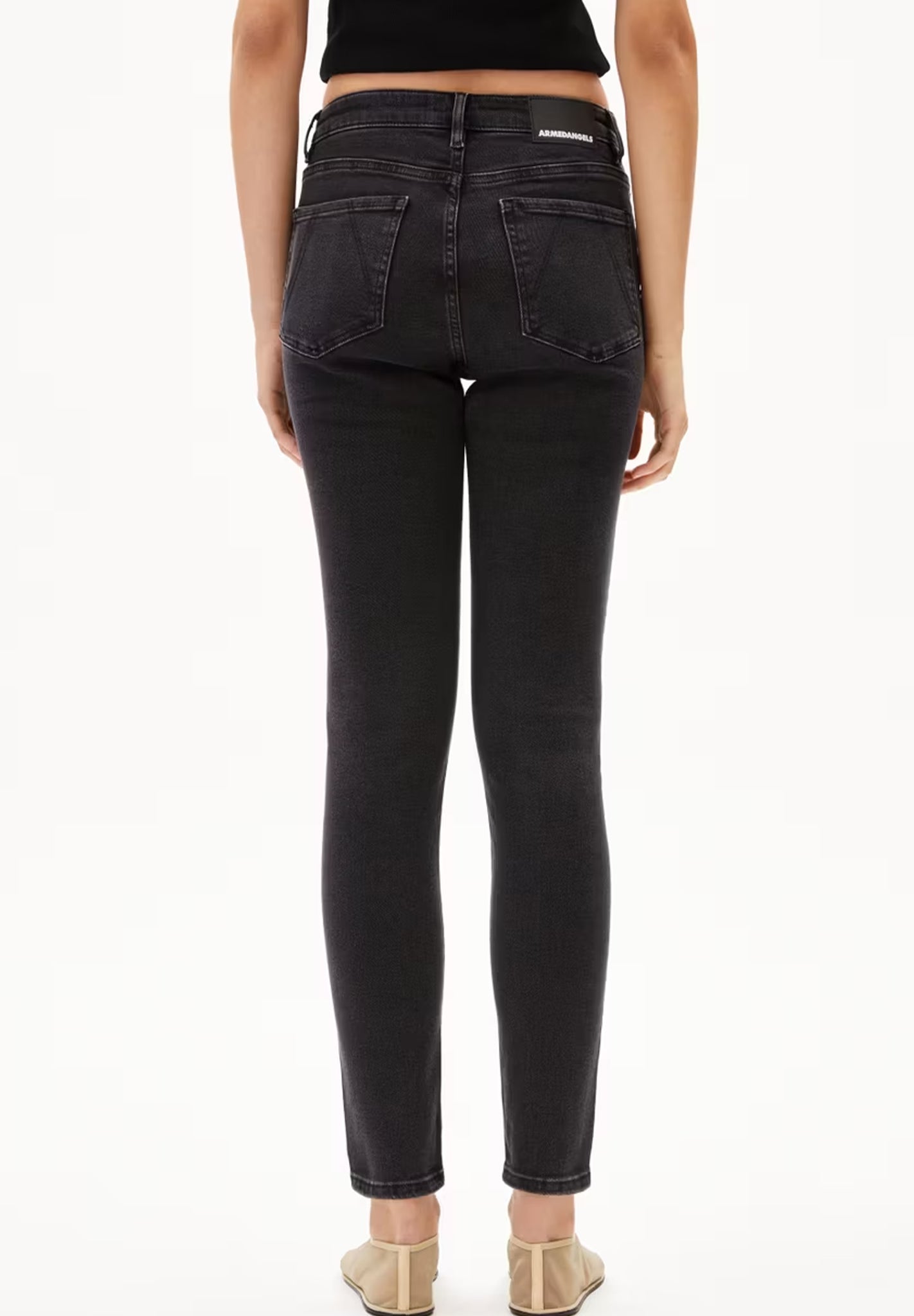 ARMEDANGELS - Tillaa X Stretch - True Black Washed - BACKYARD