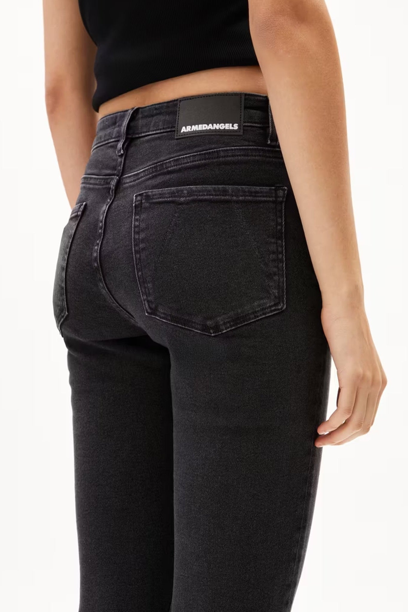 ARMEDANGELS - Tillaa X Stretch - True Black Washed - BACKYARD