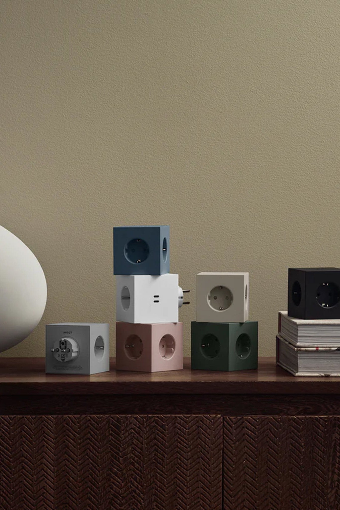 AVOLT - Square 2 - Gotland Grey - BACKYARD