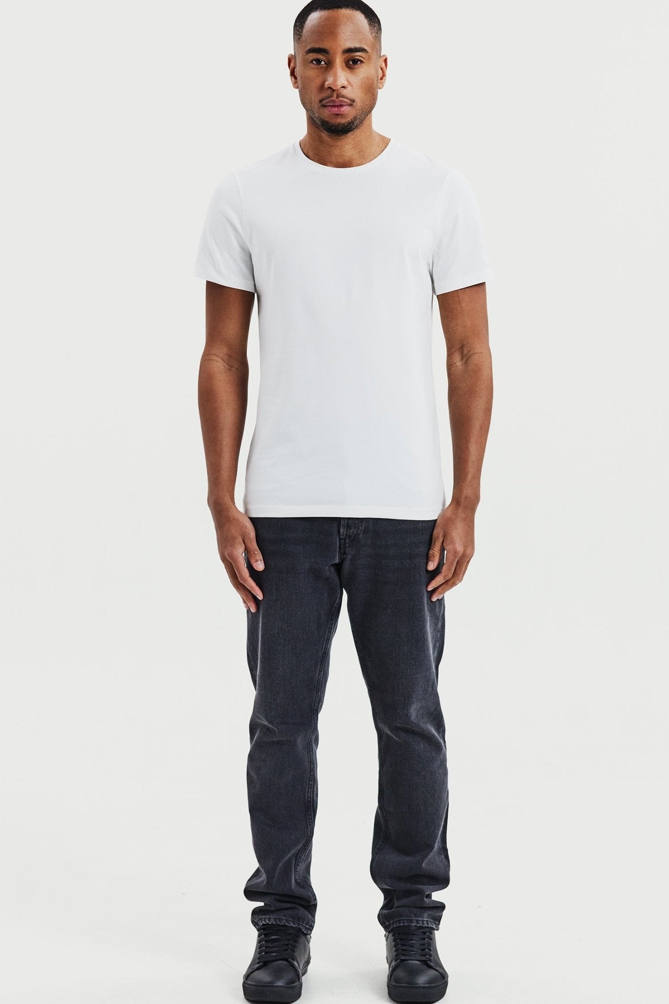 BREAD & BOXERS - Crew - Neck Regular - White - BACKYARD