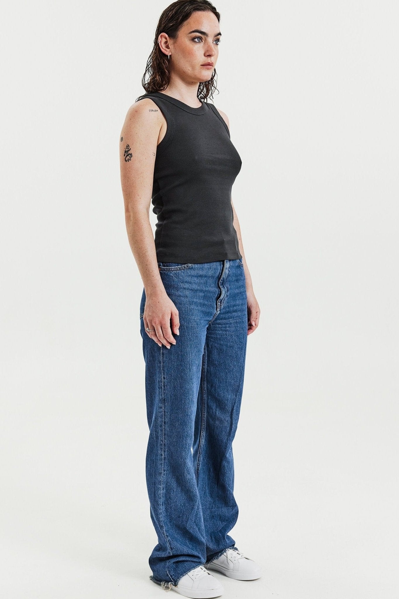 BREAD & BOXERS - Tank Crew - Neck Ribbed - Charcoal - BACKYARD