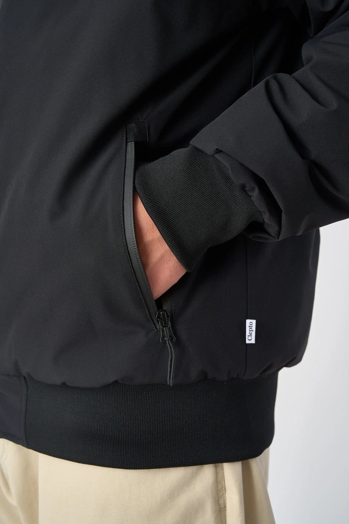 CLEPTOMANICX-Winter Jacket Simplist-Black-BACKYARD