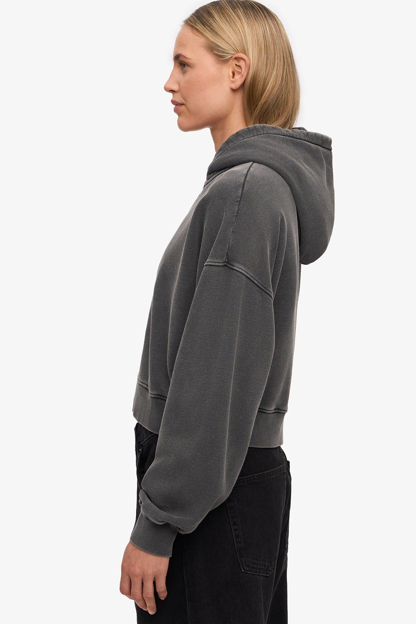 COLORFUL STANDARD - Organic Crop Zip Hood - Faded Black - BACKYARD
