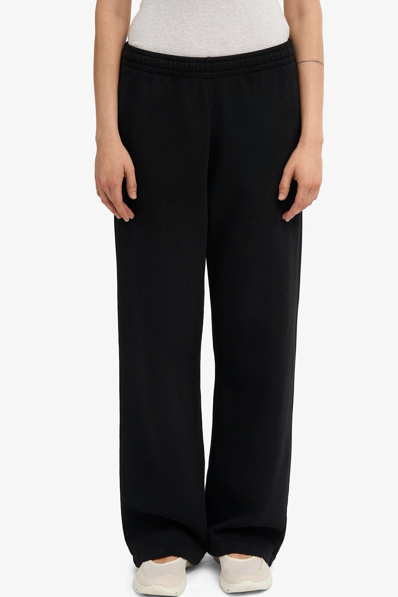 COLORFUL STANDARD - Organic Straight Leg Sweatpants - Deep Black - BACKYARD