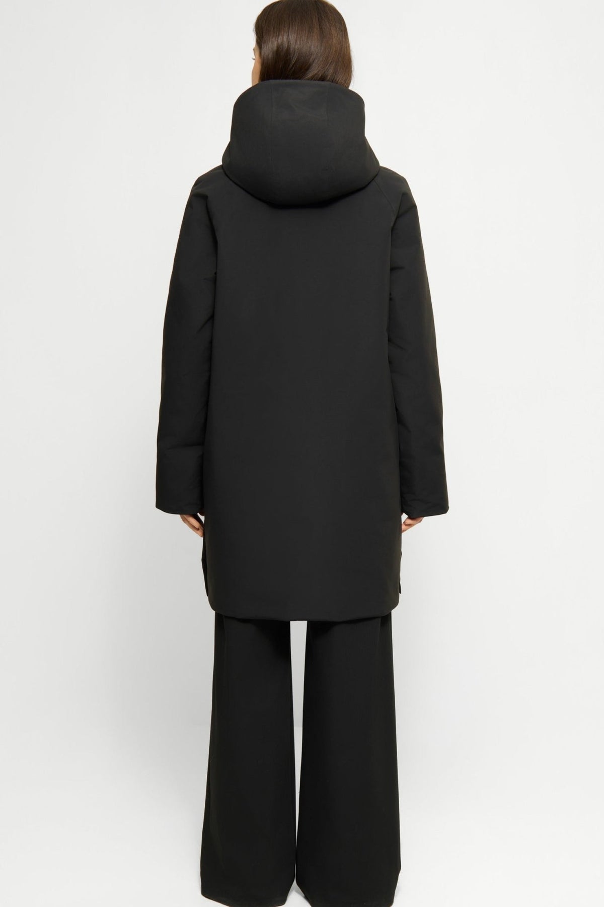 ELVINE-Myra-Black-BACKYARD