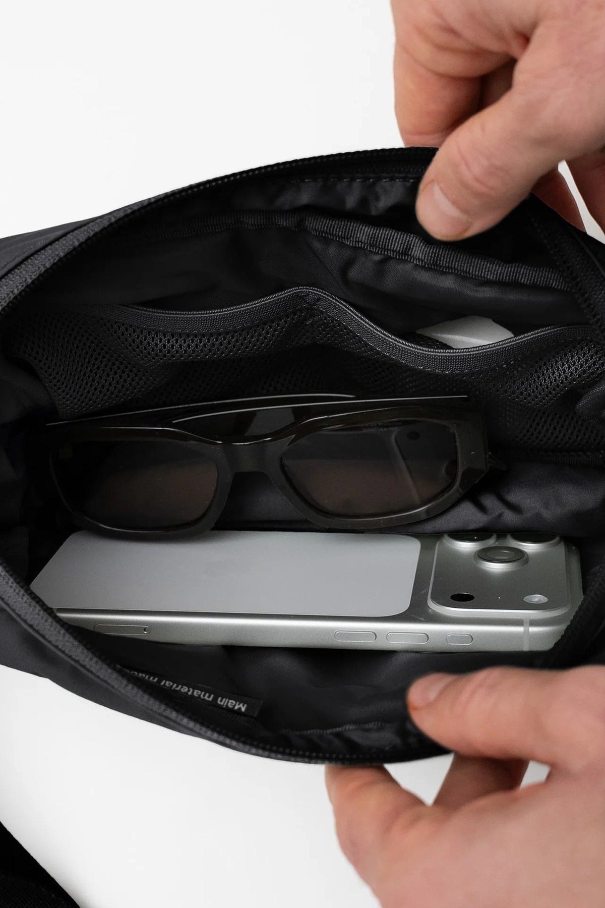 GOT BAG-Adapt Sling Bag-Black-BACKYARD