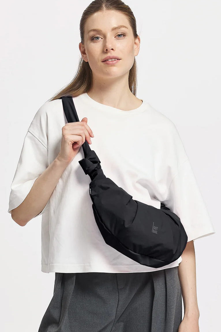 Pleat Moon Bag Small