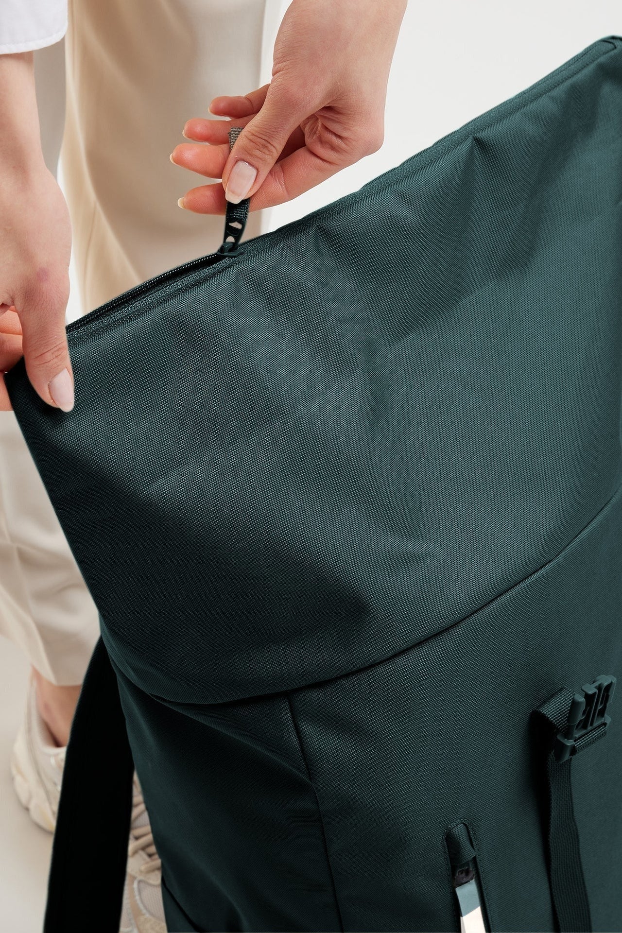 GOT BAG-Rolltop Easy Monochrome-Sea Teal-BACKYARD