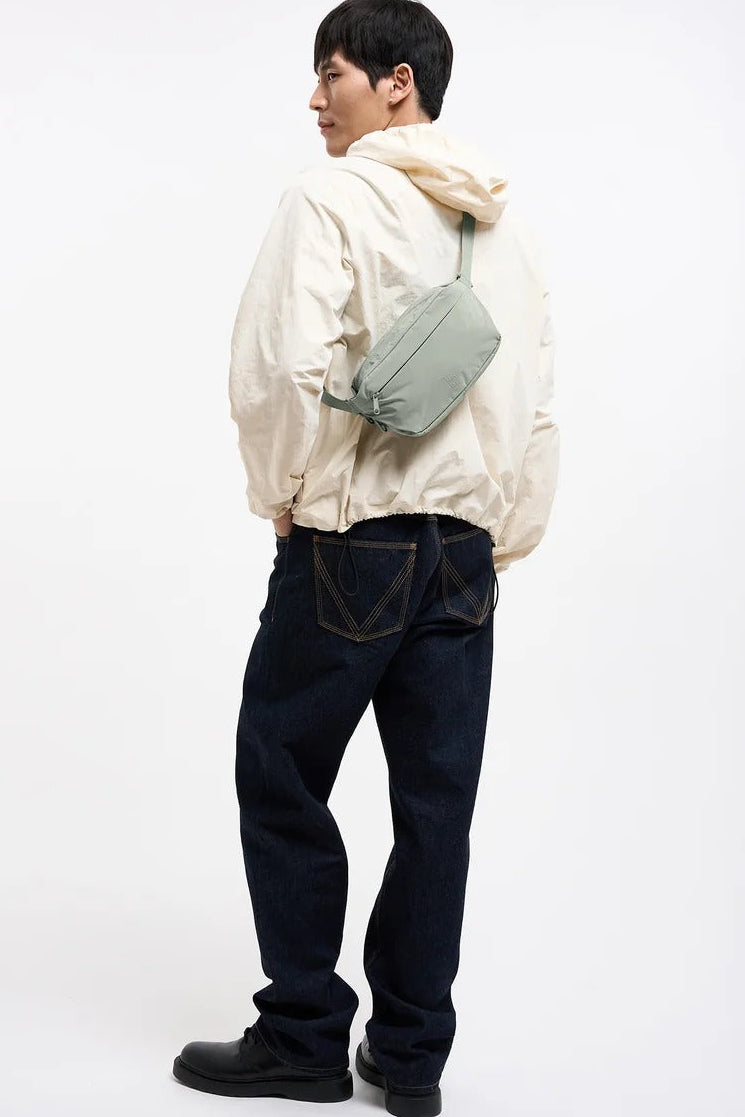 Adapt Sling Bag