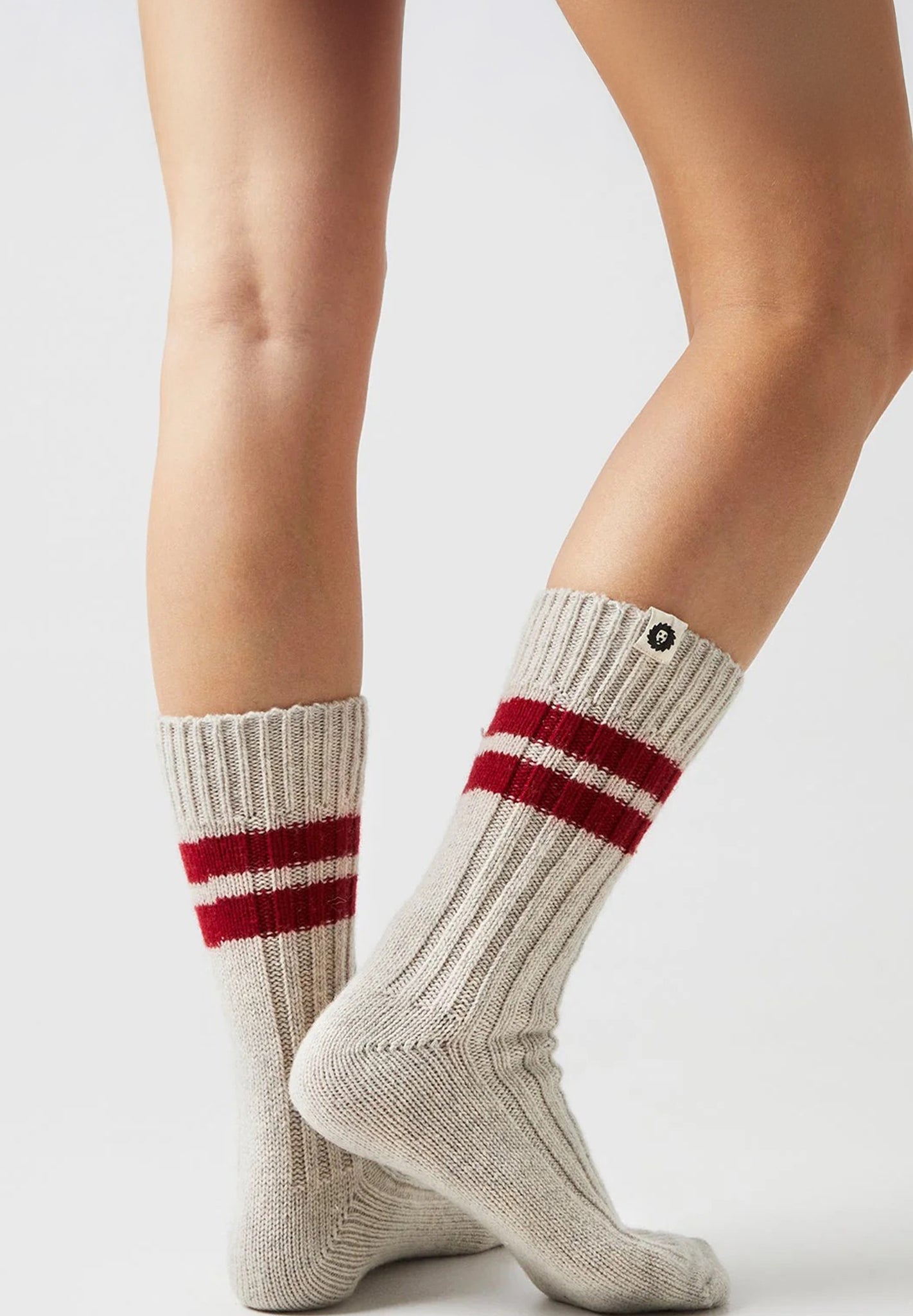 JIMMY LION - Premium Winter Rec - Beige Red - BACKYARD