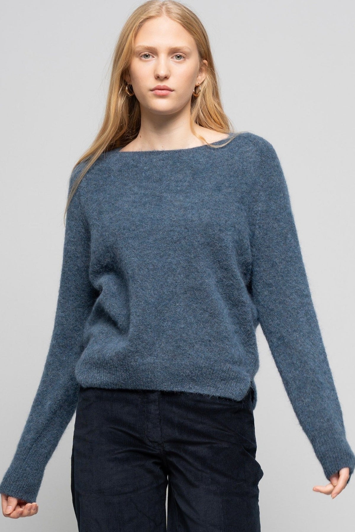 JOHNNYLOVE-Alicia-Pale Indigo-BACKYARD
