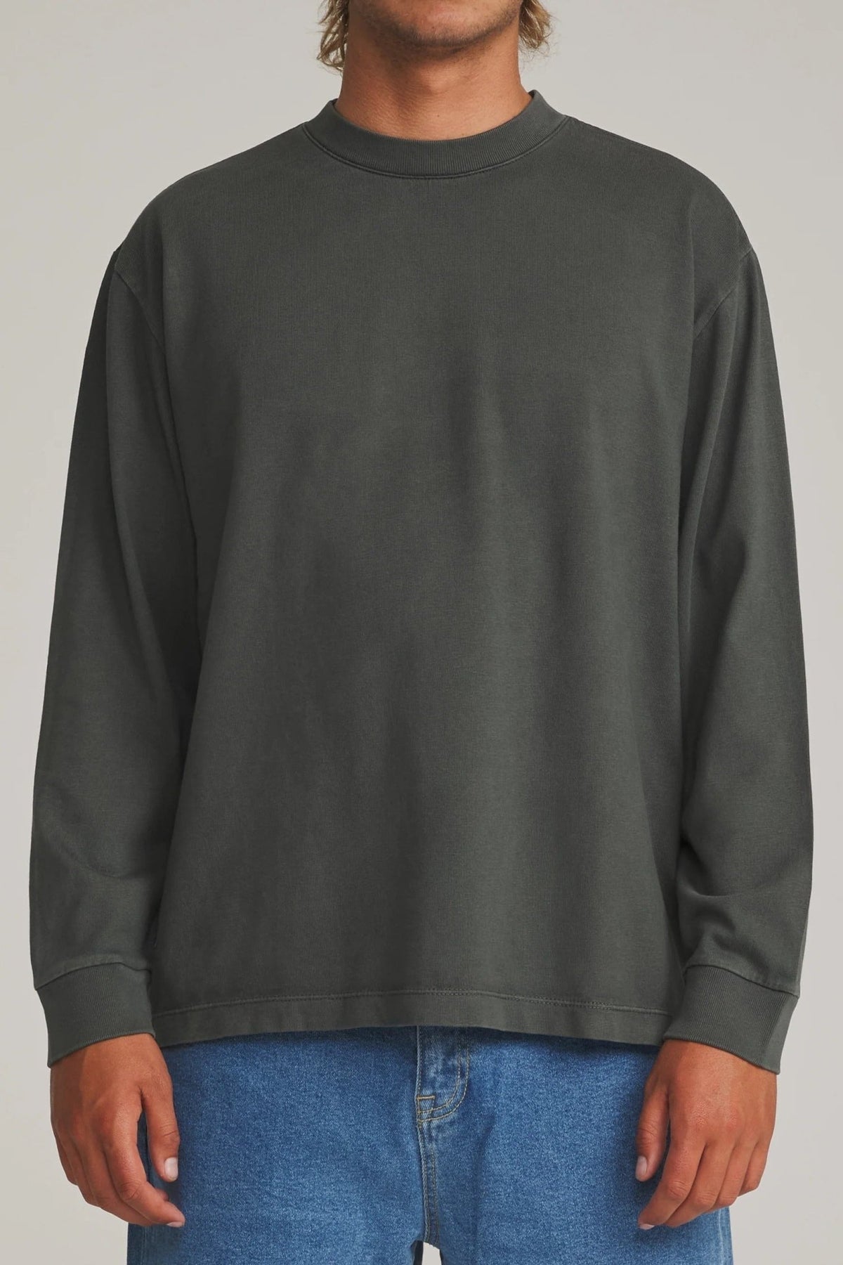 KATIN-Box Fit L/S Tee-Black Vintage Wash-BACKYARD