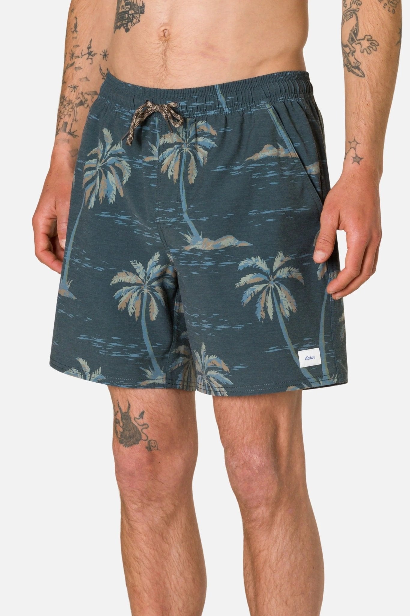 KATIN - Vincent Volley - Black Wash - BACKYARD