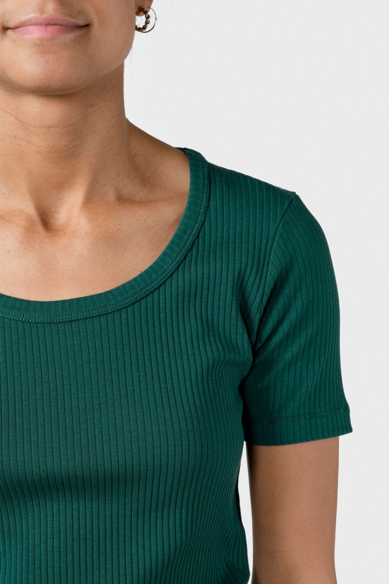 KLITMOLLER COLLECTIVE - Rib Tee - Moss Green - BACKYARD