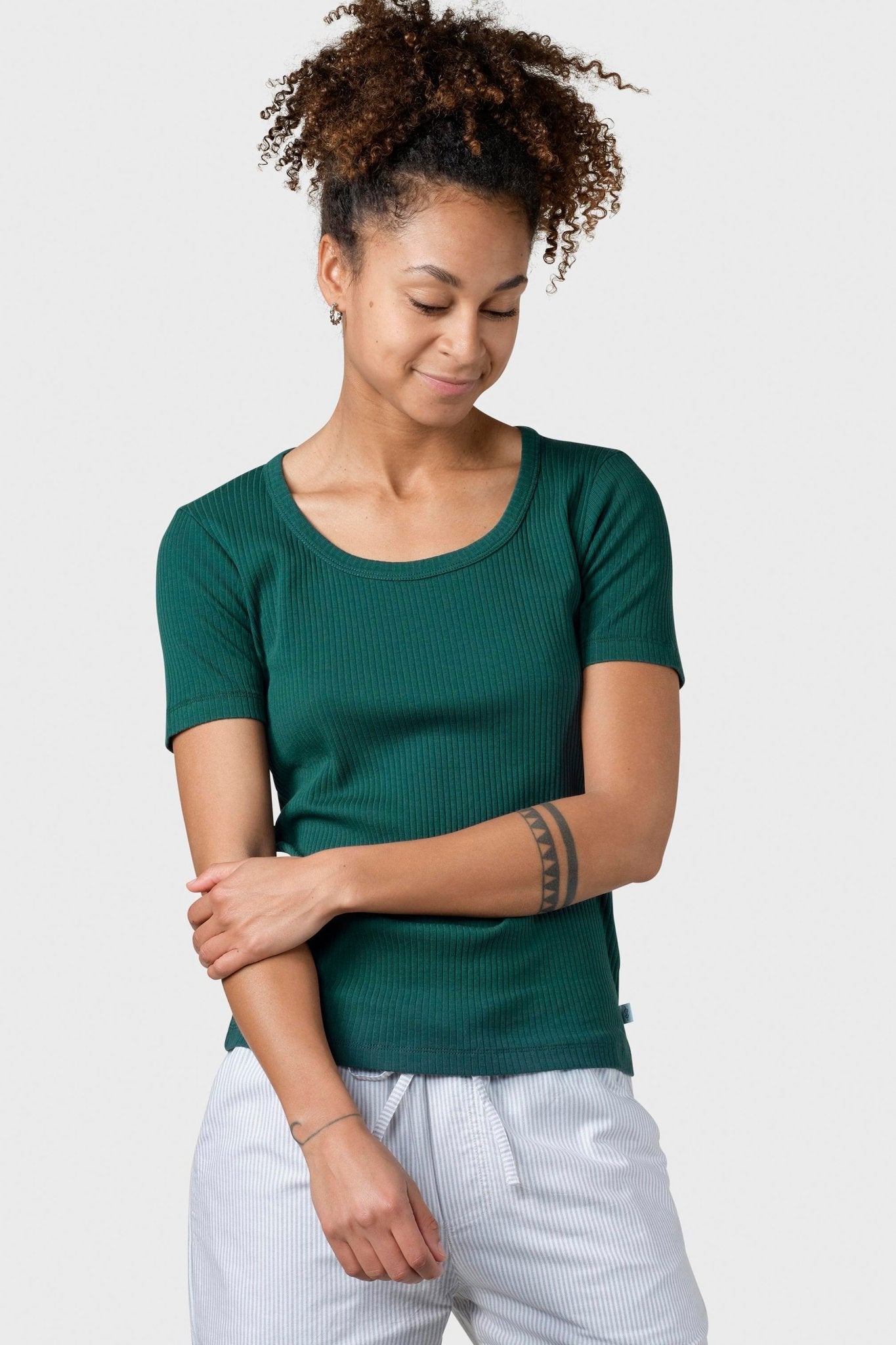 KLITMOLLER COLLECTIVE - Rib Tee - Moss Green - BACKYARD