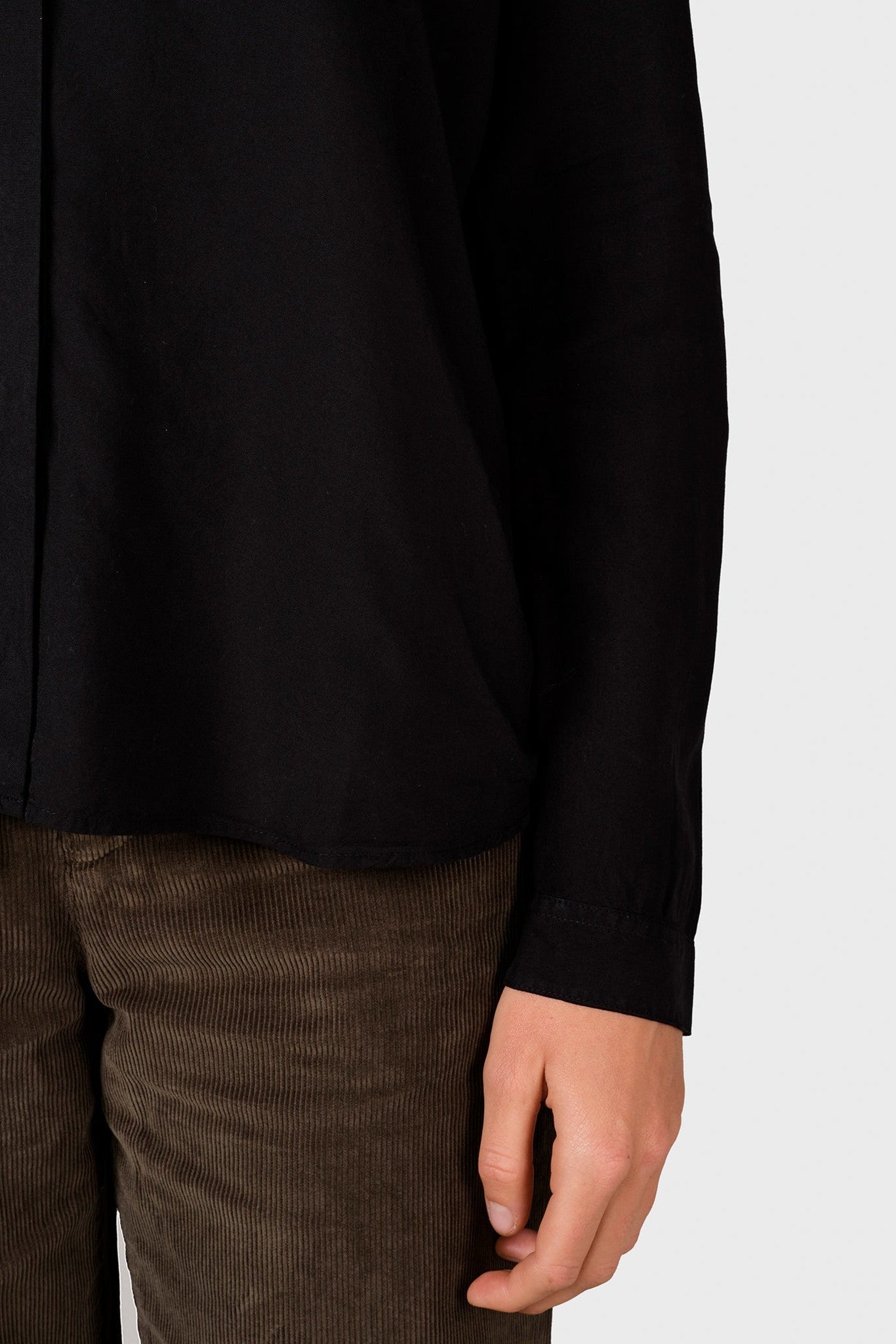 KLITMOLLER COLLECTIVE - Simone Shirt - Black - BACKYARD