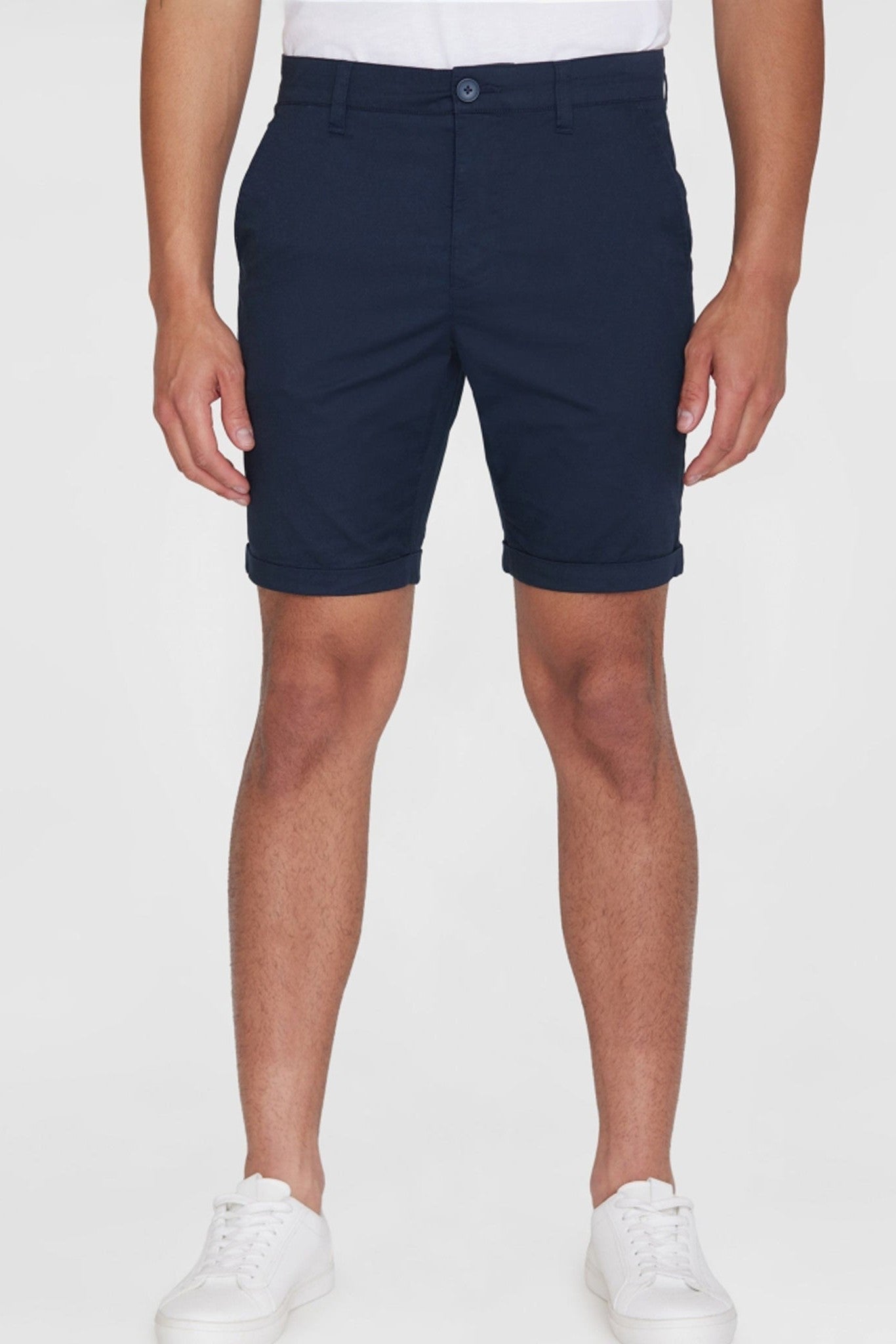 KNOWLEDGE COTTON - Chuck Regular Chino Poplin Shorts - Total Eclipse - BACKYARD