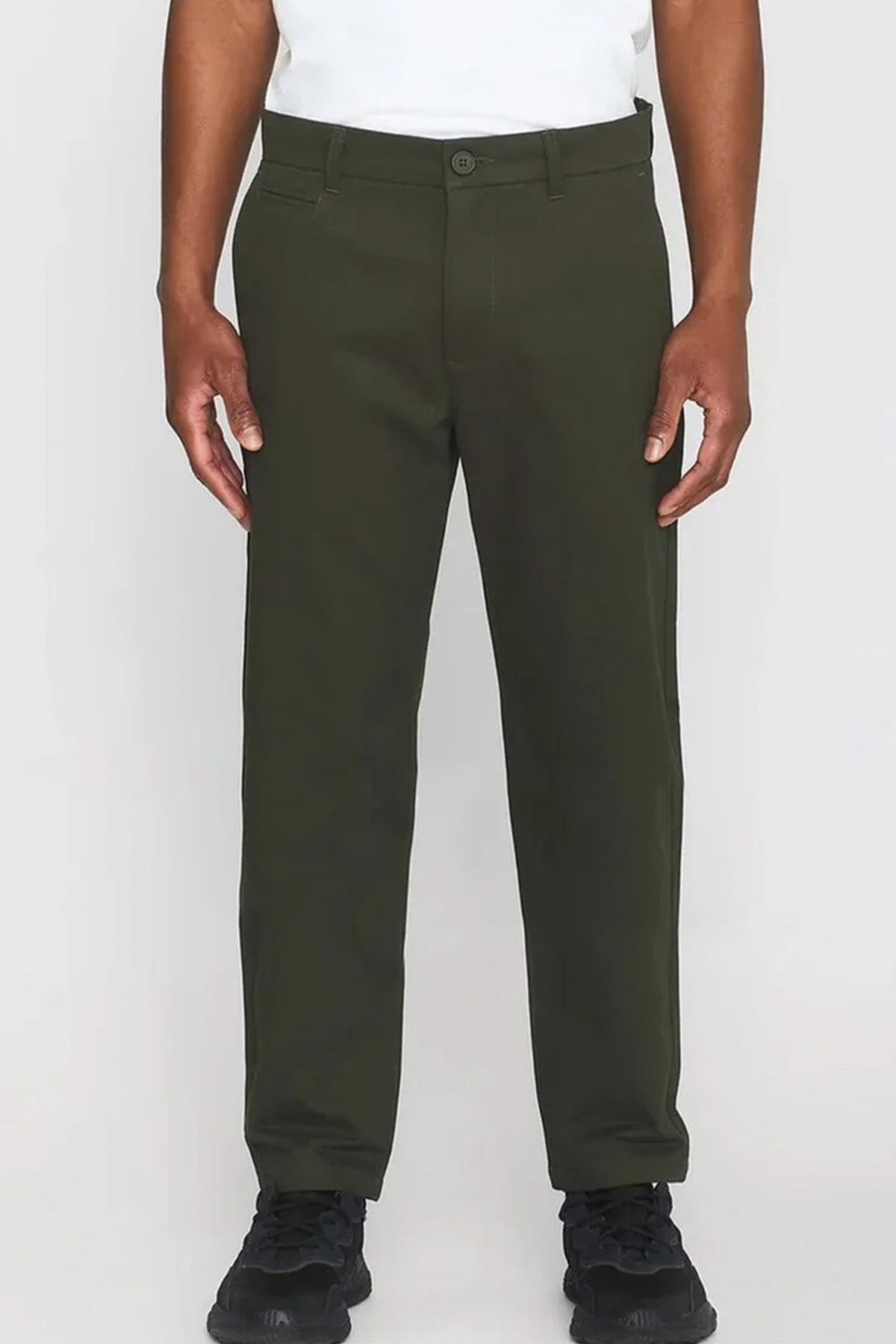 KNOWLEDGE COTTON - Chuck Regular Chino Twill Pants - Forest Night - BACKYARD