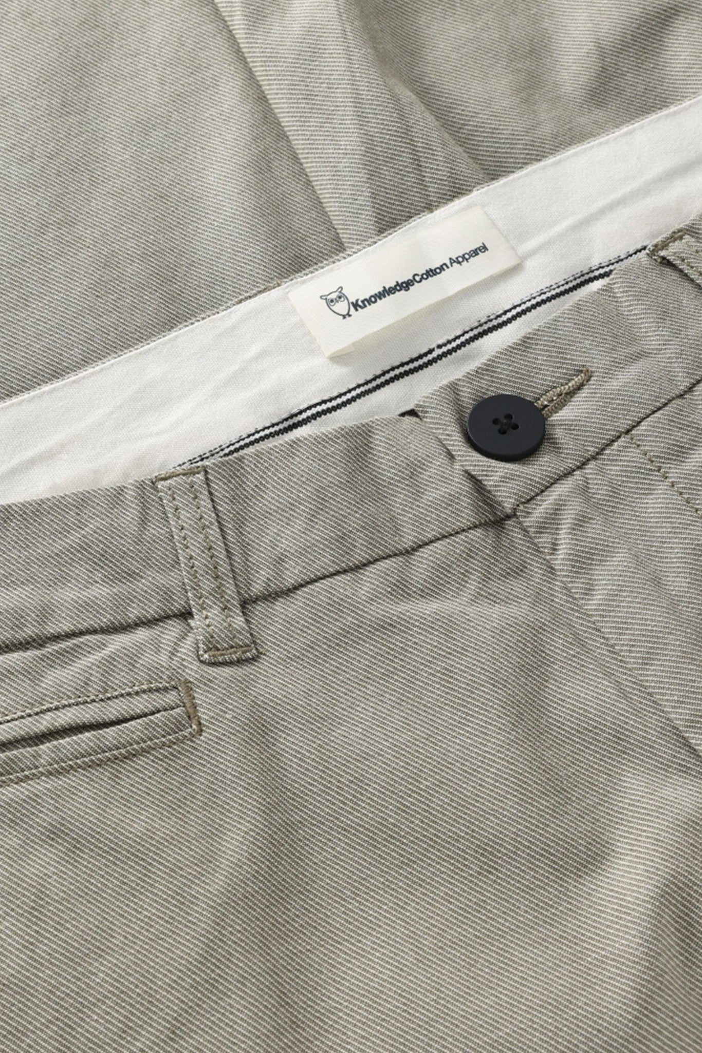 KNOWLEDGE COTTON - Chuck Regular Twill Pants - Burned Olive - BACKYARD