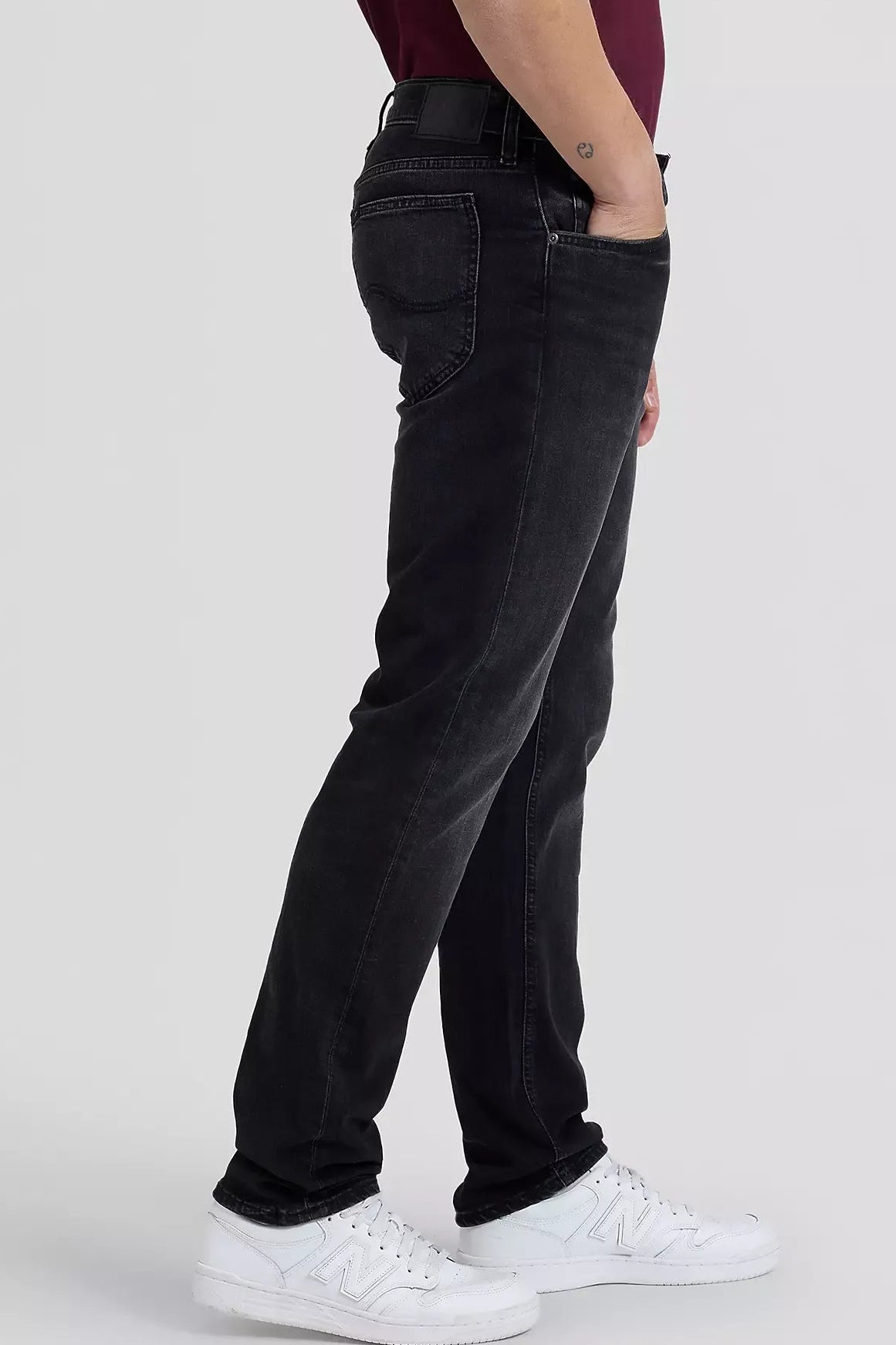 Daren Regular Straight Medium Stretch Jeans