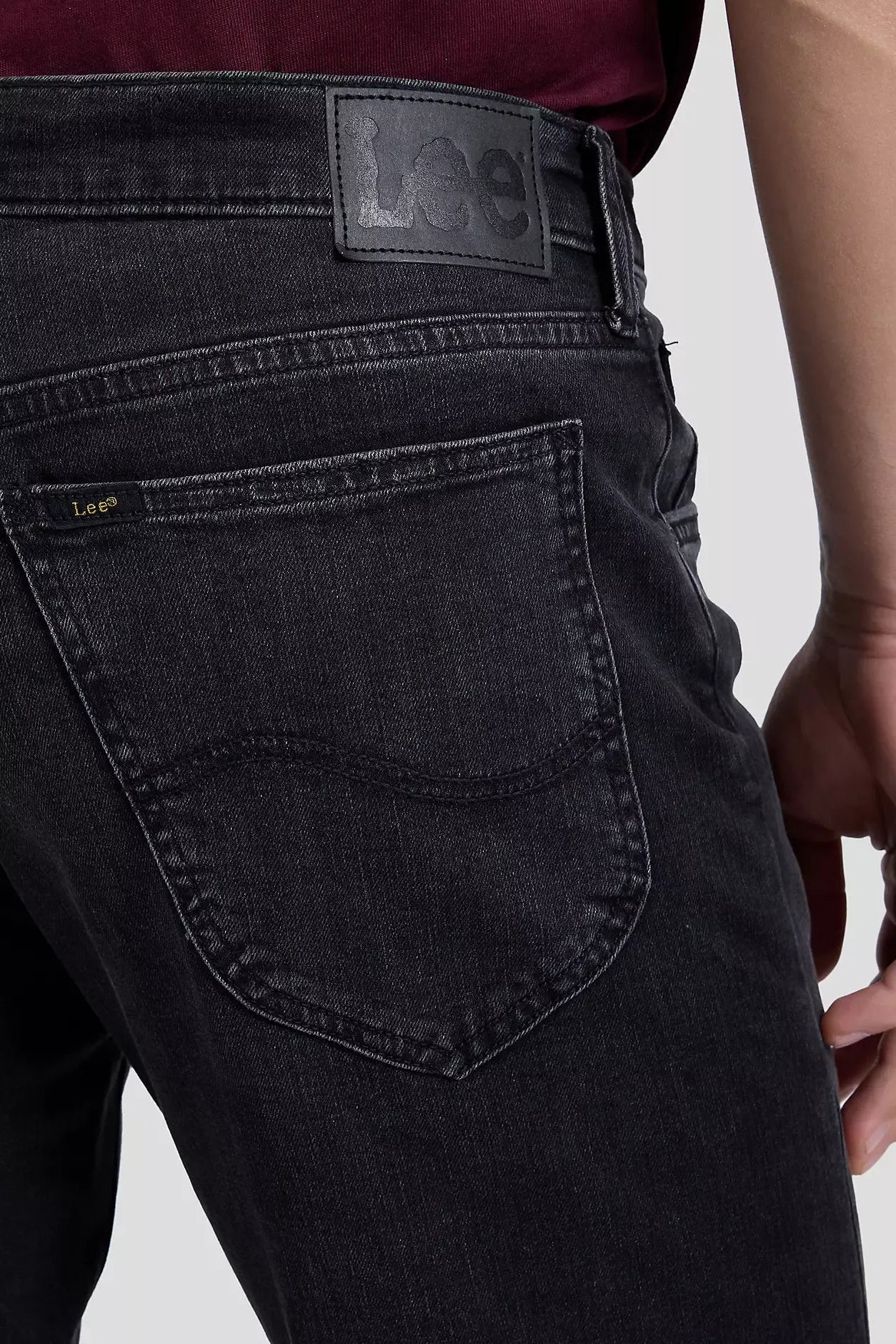 Daren Regular Straight Medium Stretch Jeans