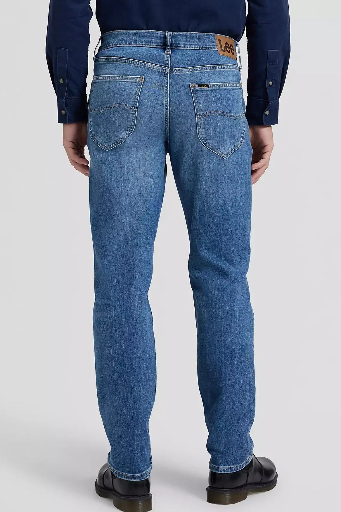 LEE-David Regular Tapered Jeans-Lowland-BACKYARD