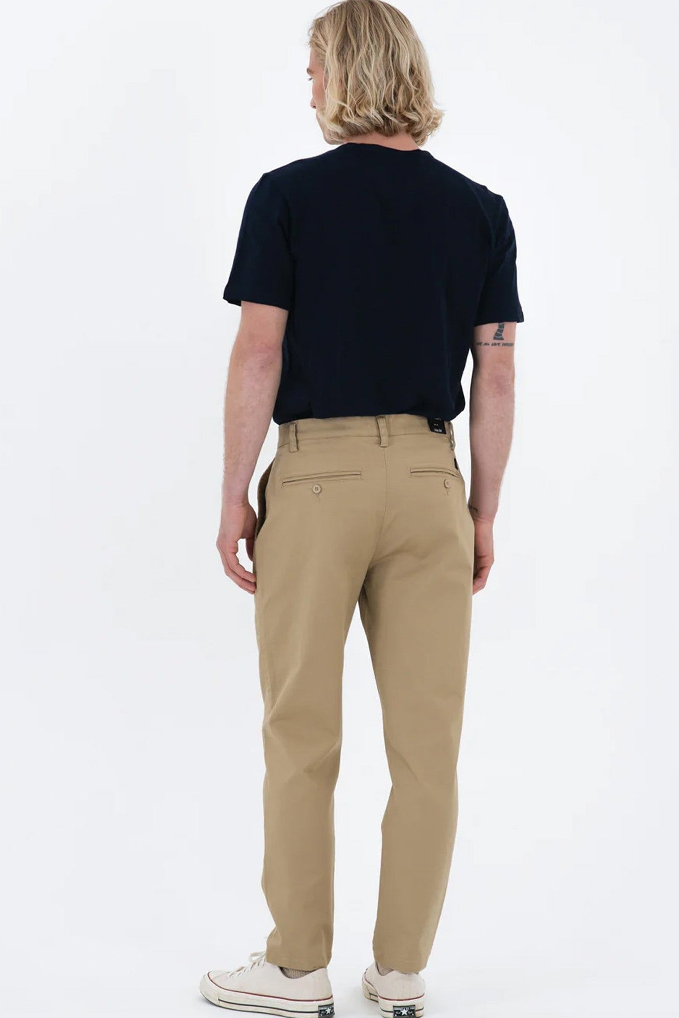 NOWADAYS - Chino Pants - Classic Beige - BACKYARD