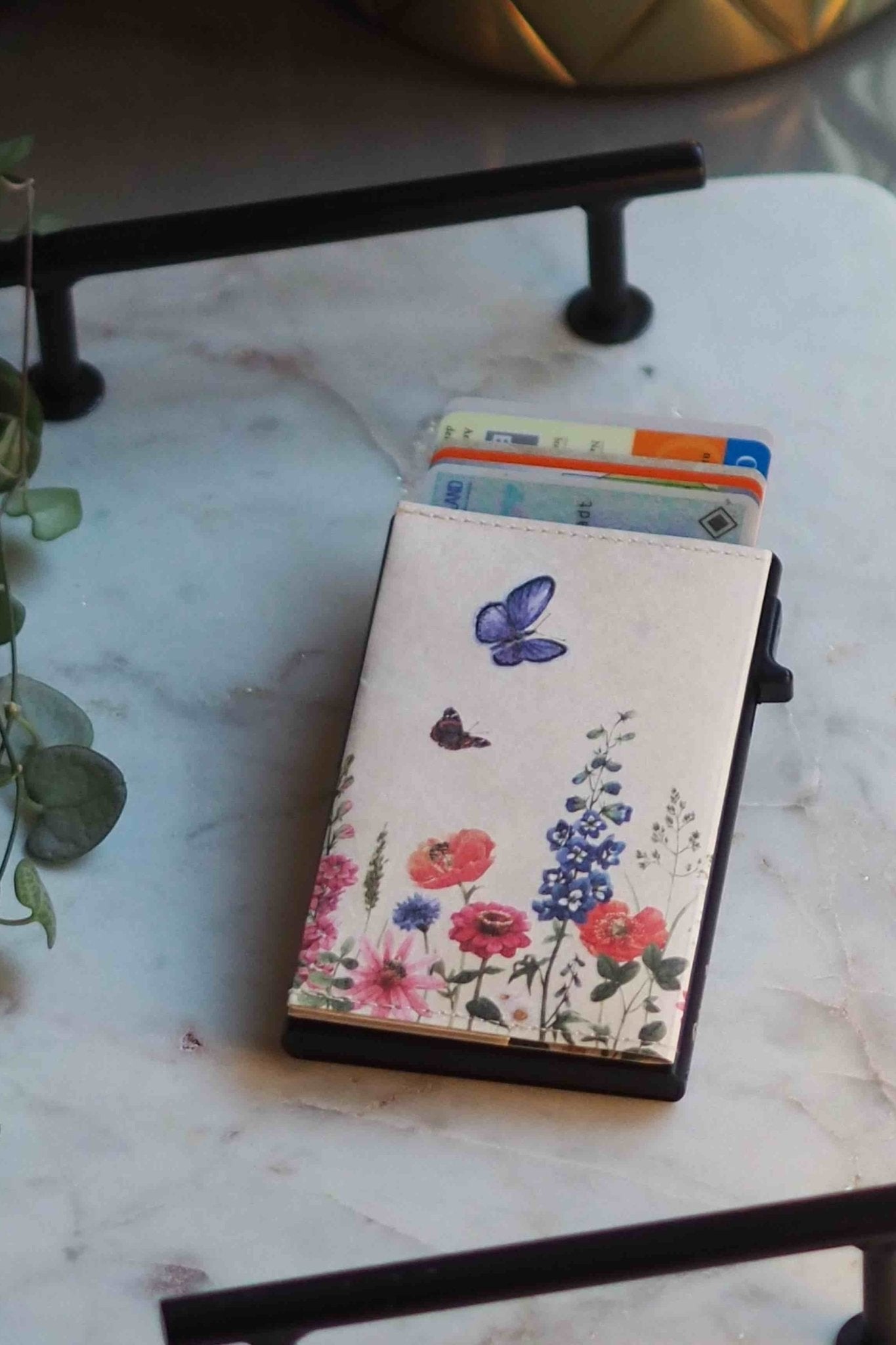 PAPRCUTS - RFID Alu Kartenetui - Blumenwiese - BACKYARD