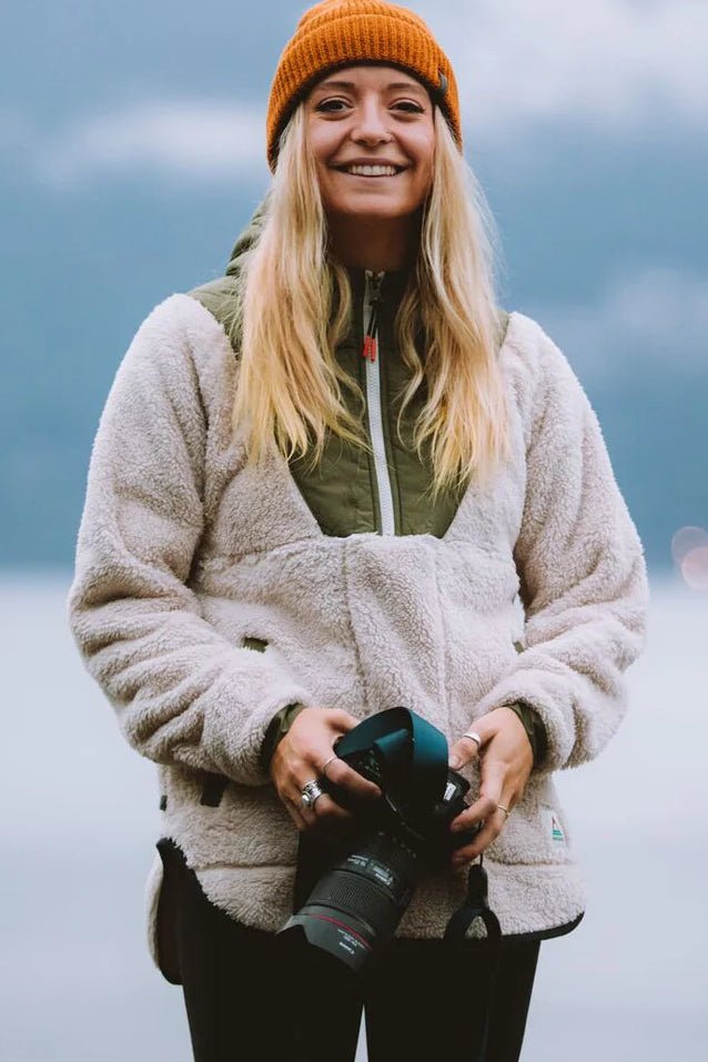 PASSENGER-Beaumont Recycled Sherpa Hooded Fleece 2.0-Vintage White-BACKYARD