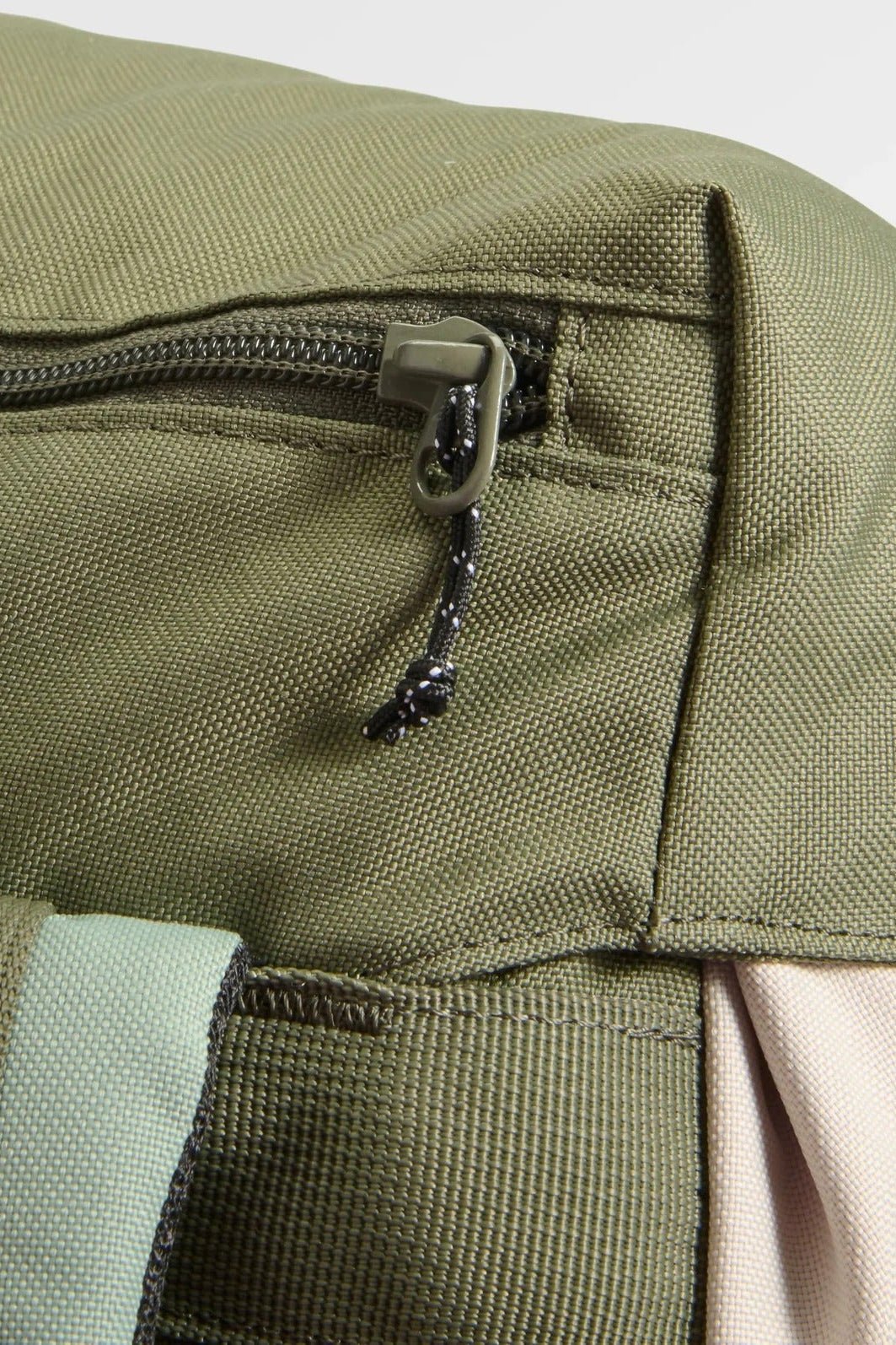 PASSENGER-Boondocker Recycled 26L Backpack 2.0-Pistachio Misty Grey-BACKYARD