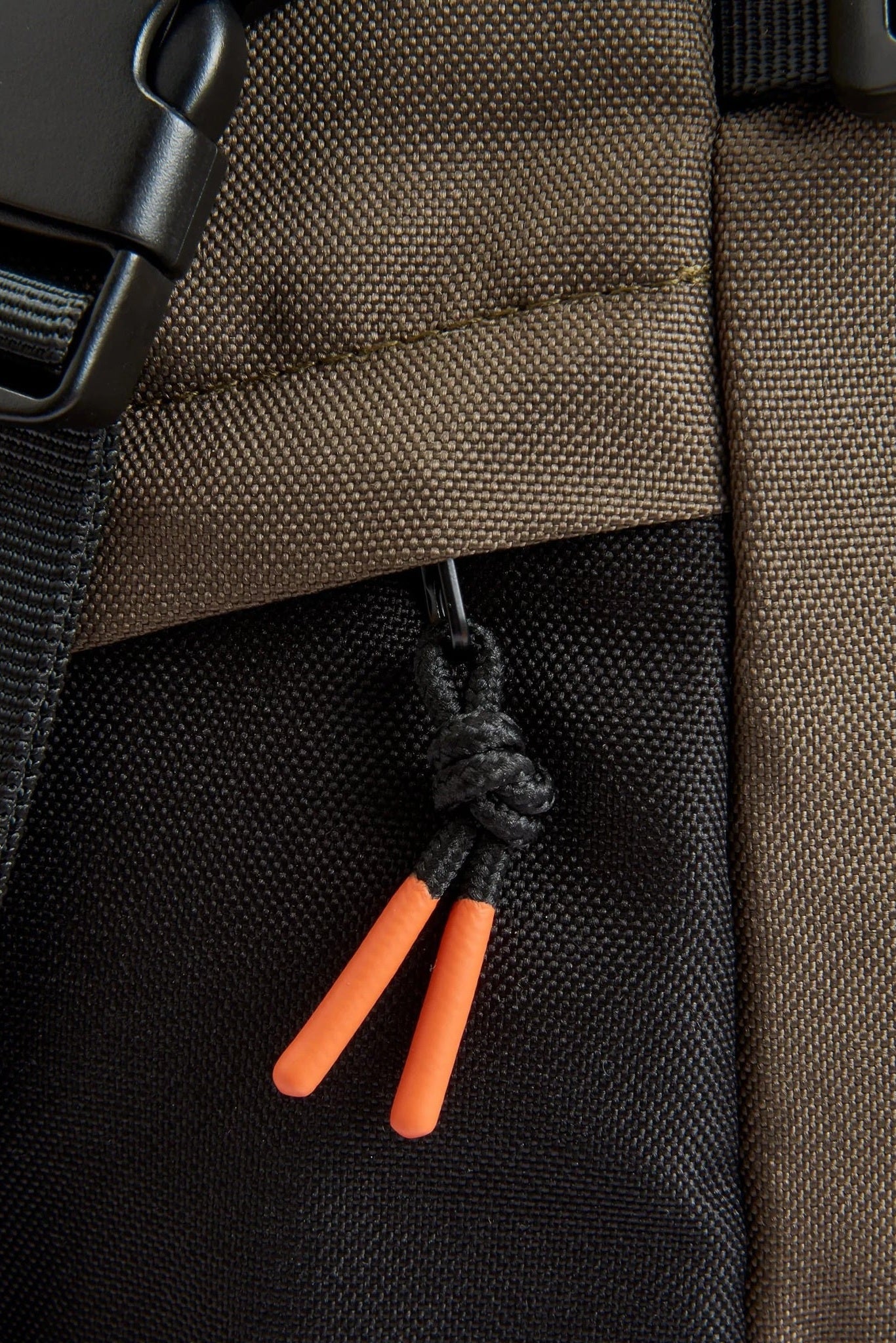 PASSENGER - Boondocker Recycled 32L Backpack - True Black Khaki - BACKYARD