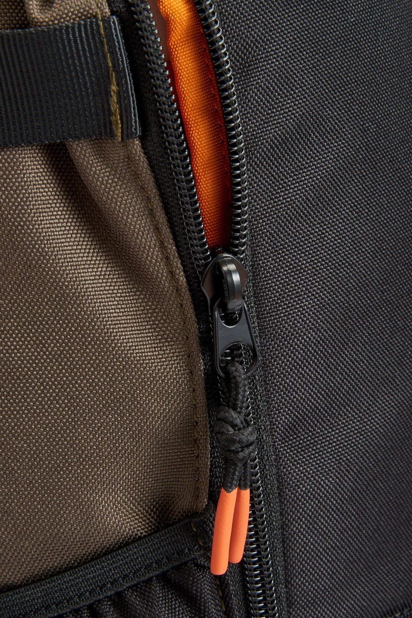 PASSENGER - Boondocker Recycled 32L Backpack - True Black Khaki - BACKYARD