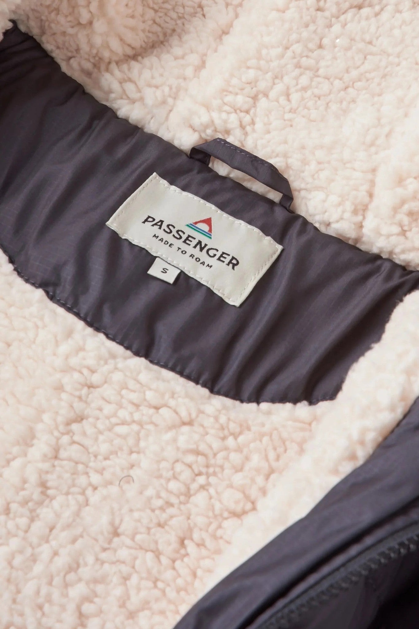 PASSENGER - Kinsey Recycled 2.0 Jacket - Phantom Black - BACKYARD