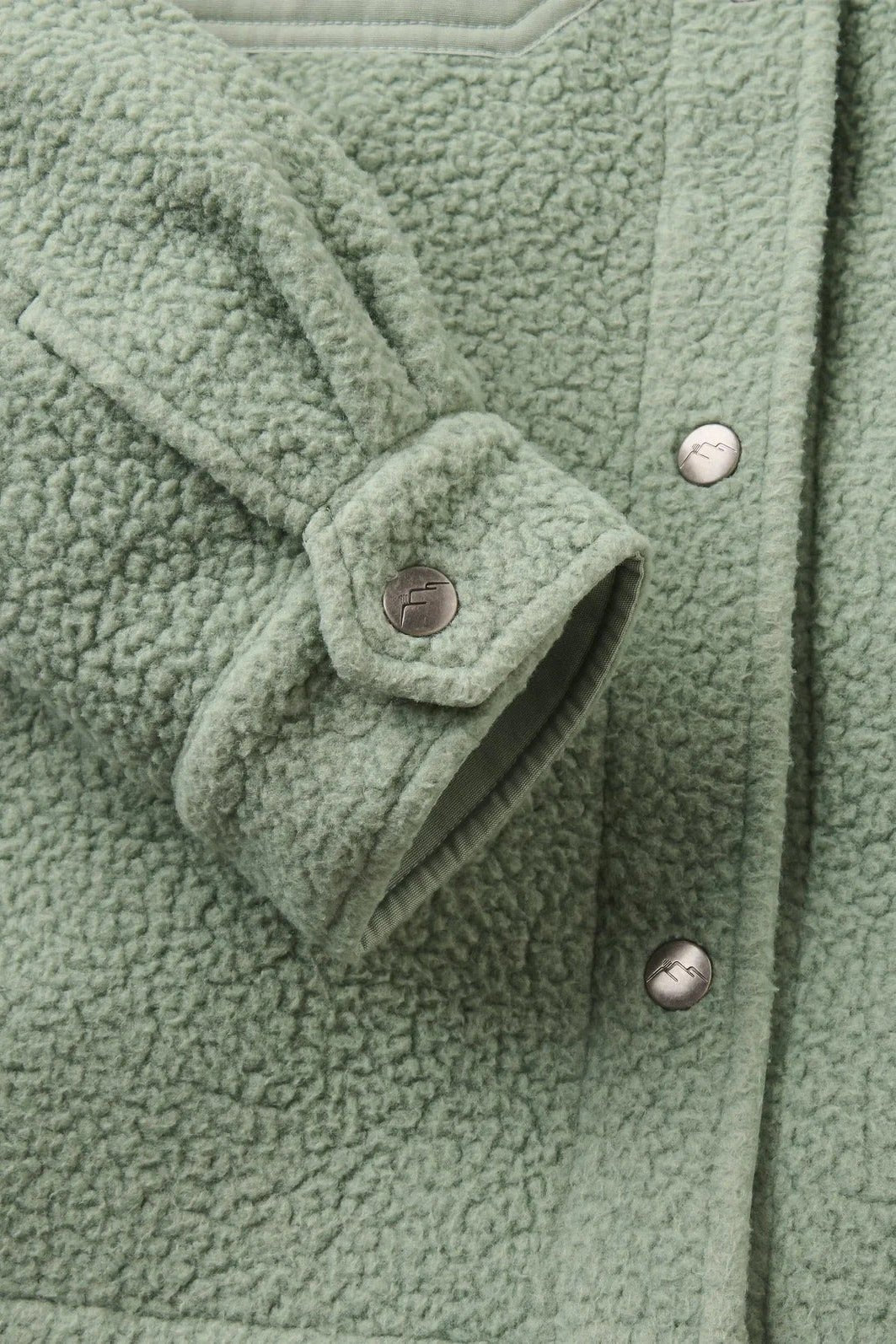 PASSENGER-Rappel Recycled Sherpa Oversized Shirt 2.0-Pistachio-BACKYARD