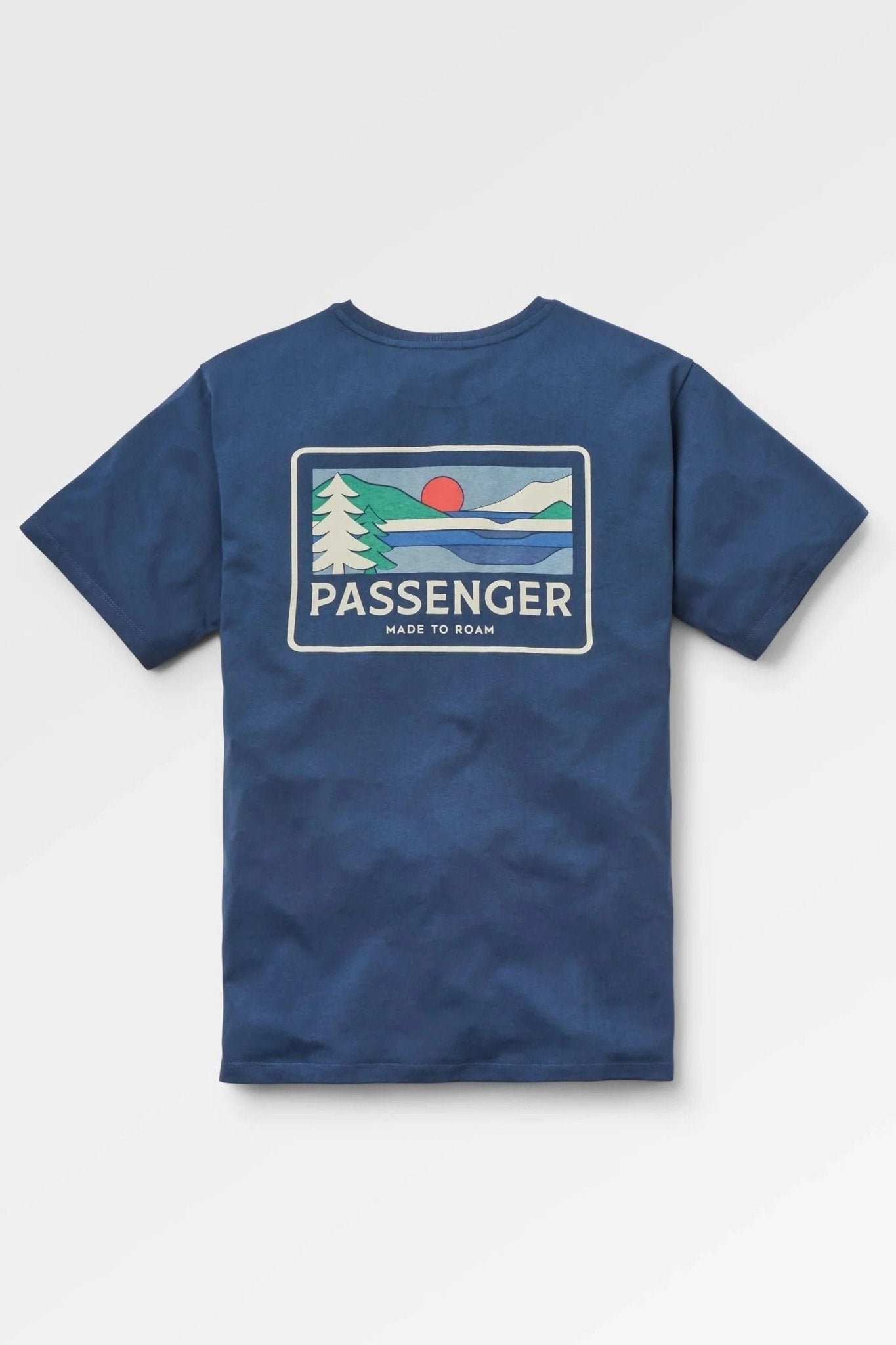 PASSENGER - Roamer Men's T-Shirt - Rich Navy - BACKYARD